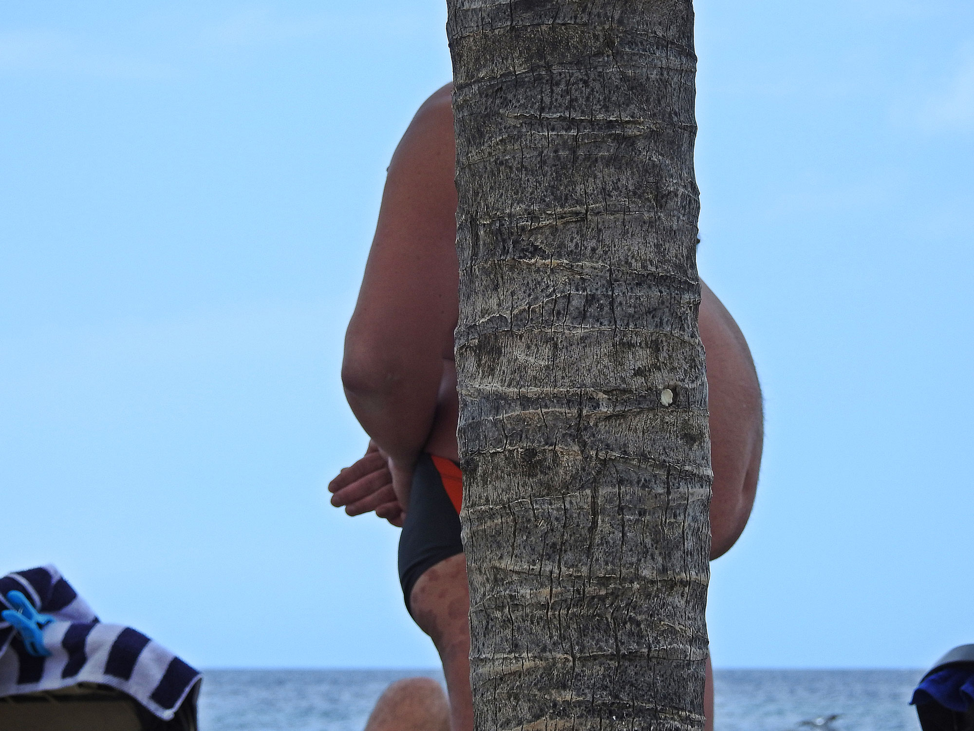 2019-02-05 dag 20, Djamars, vleesboom op JT-Beach, Dr AA niet thuis, to Selikor or not to Selikor