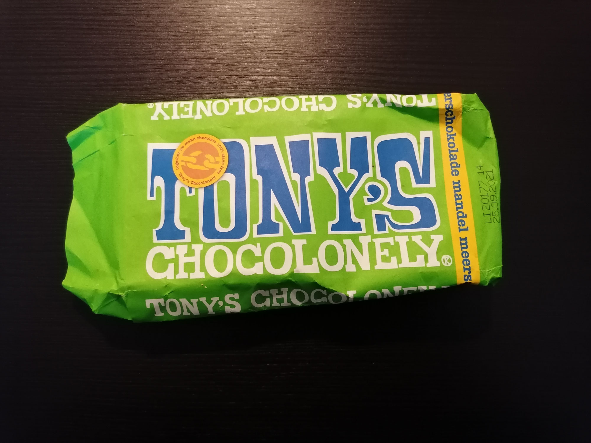 Tony’s Chocolonely Zartbitter Meersalz Mandel