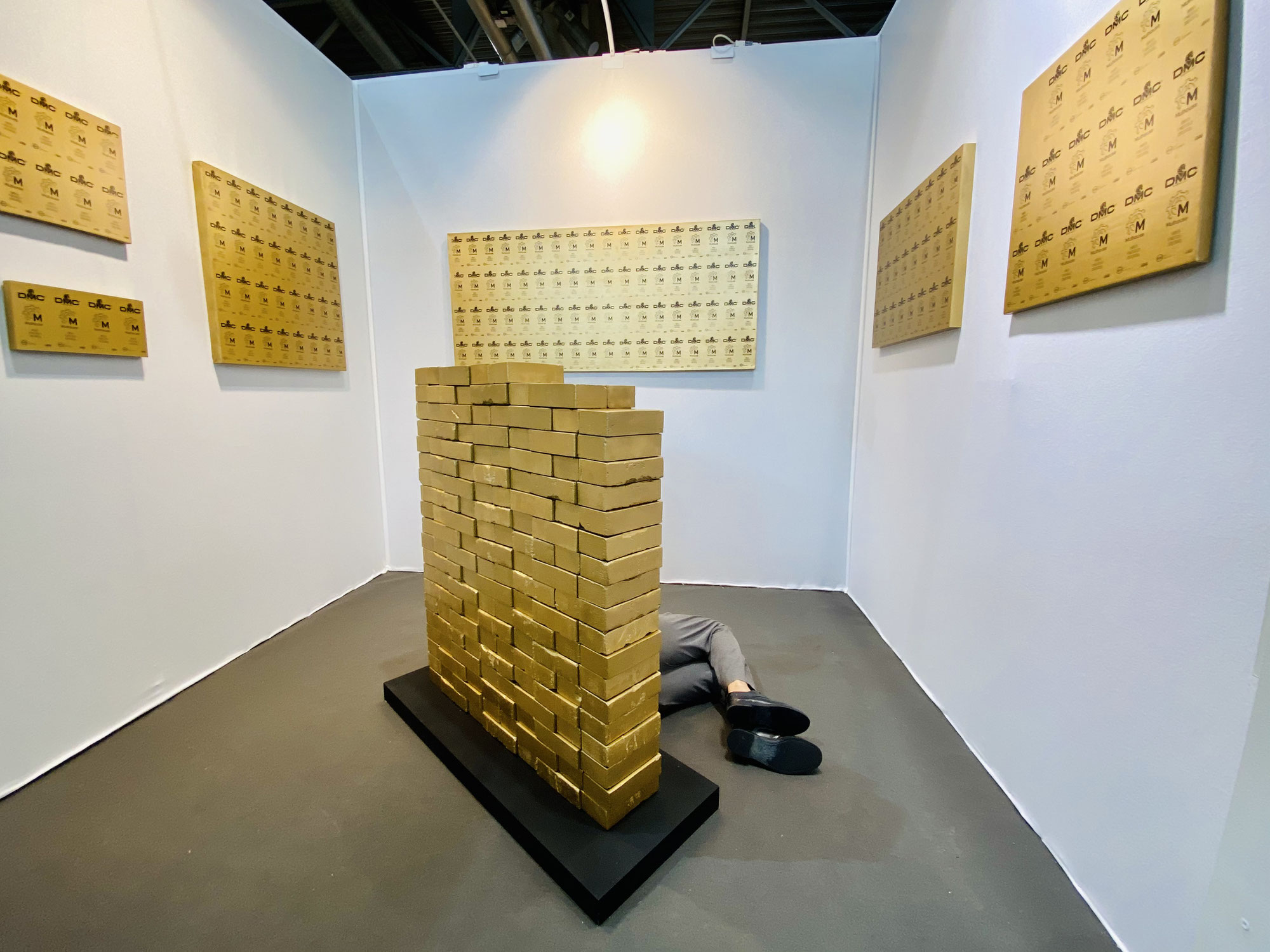 Exhibition : Installation "Étalon" (2021) at Art3F art fair