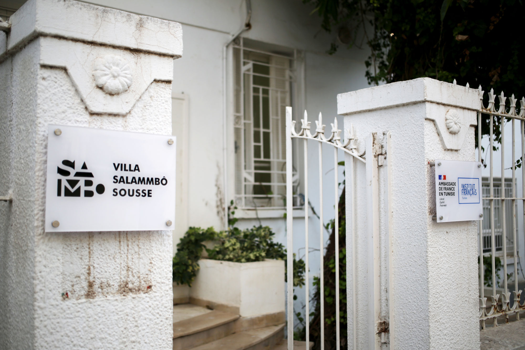 Residency showcase of our duo PROCESSUS (Moalla & Descamps) at Villa Salammbô of the French Institute of Tunisia, on December 21, 2024, in Sousse.