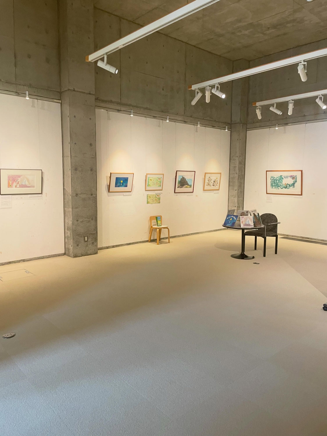 剣淵町絵本の館収蔵原画展開催！