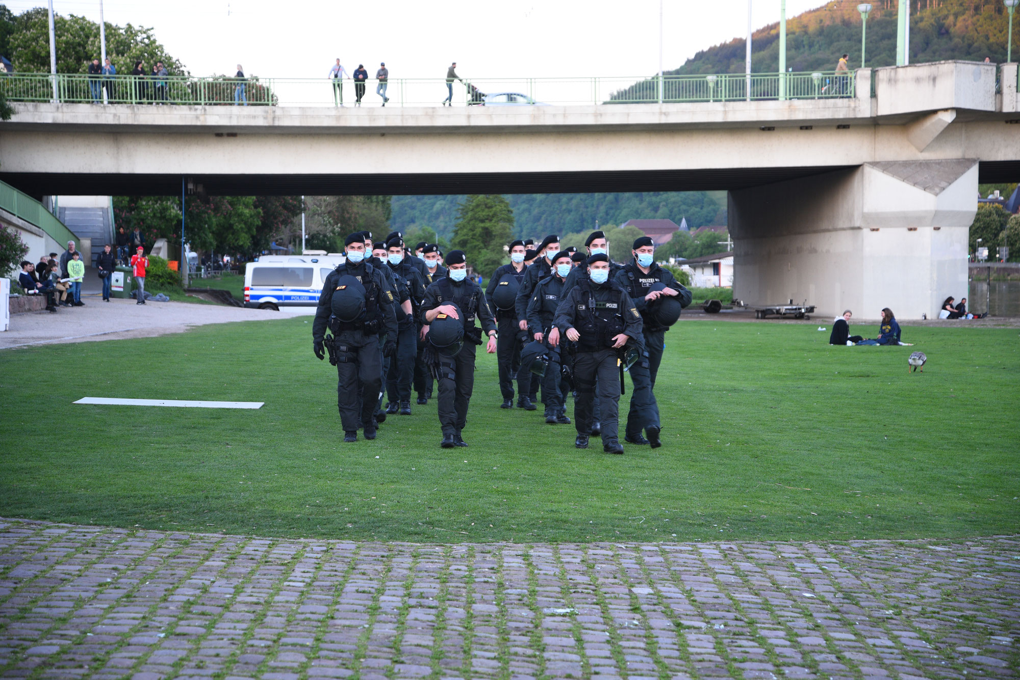 Neckarwiese und Altstadt: Wegen hoher Gefahrenlage weiter Ordnungsmaßnahmen nötig