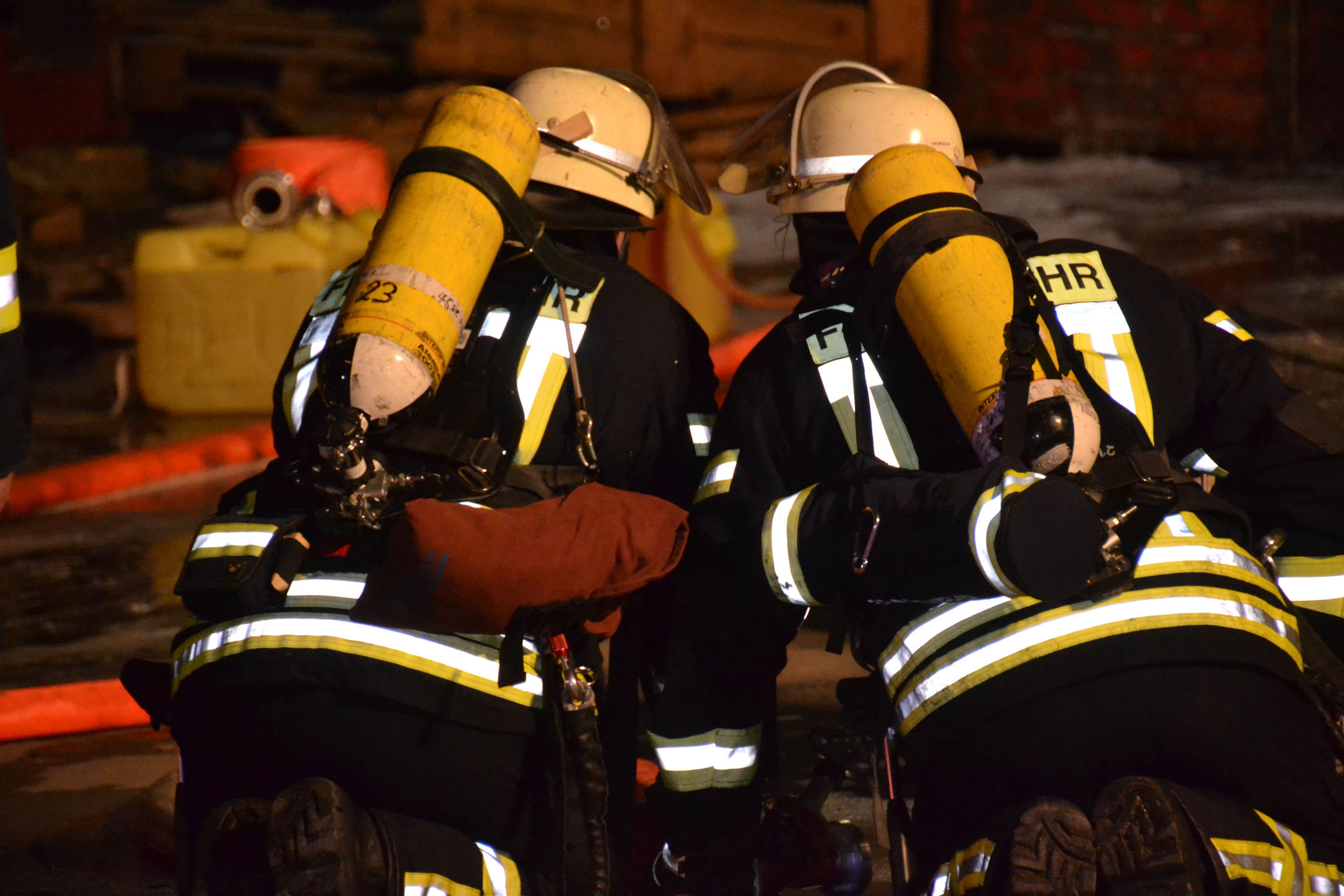 Schriesheim-Altenbach Rhein-Neckar-Kreis: Zimmerbrand durch vergessene Kerze