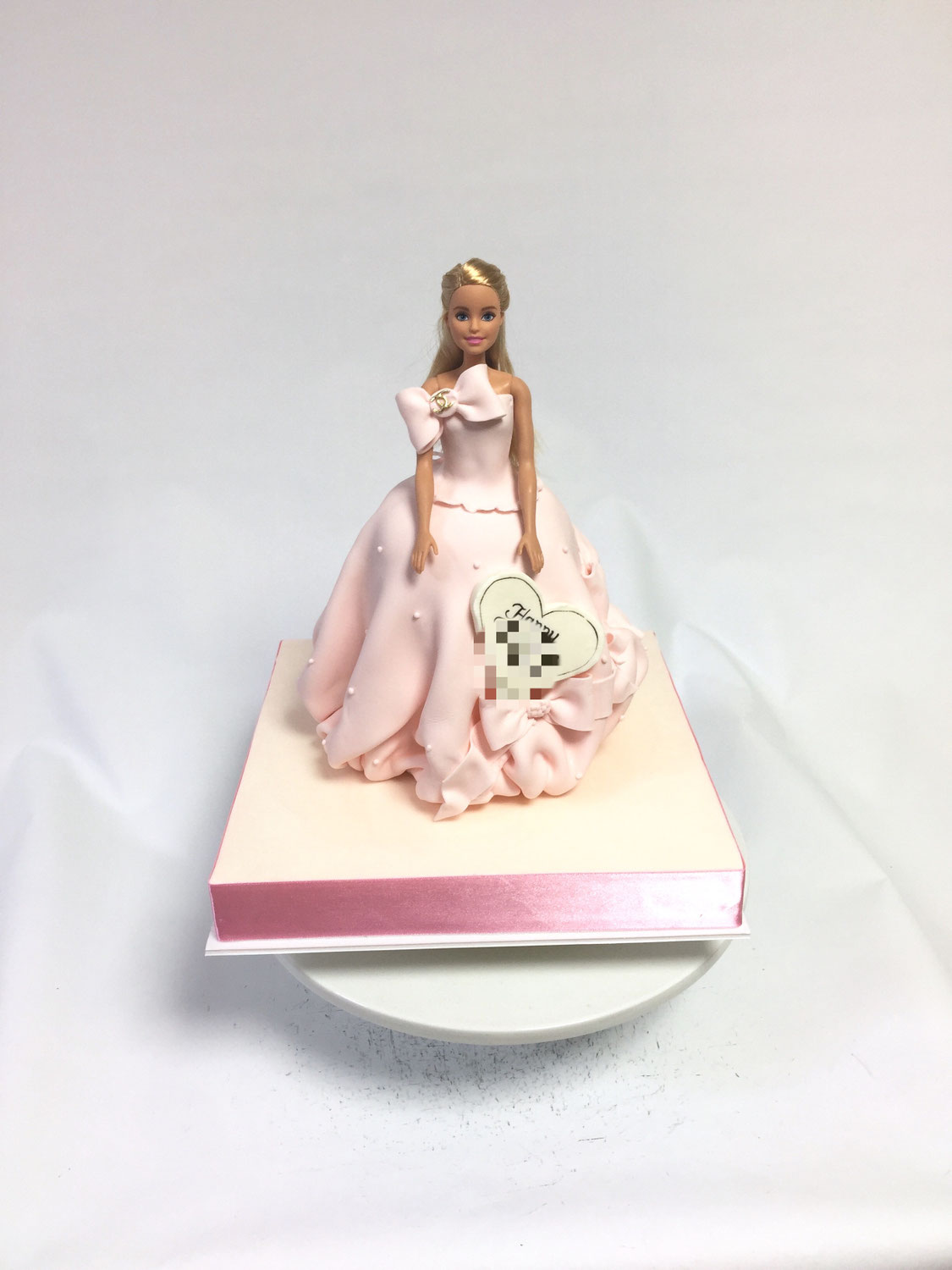 ロンドンで見つけたケーキドール ドレスケーキ - M Cakes（エムケーキ）