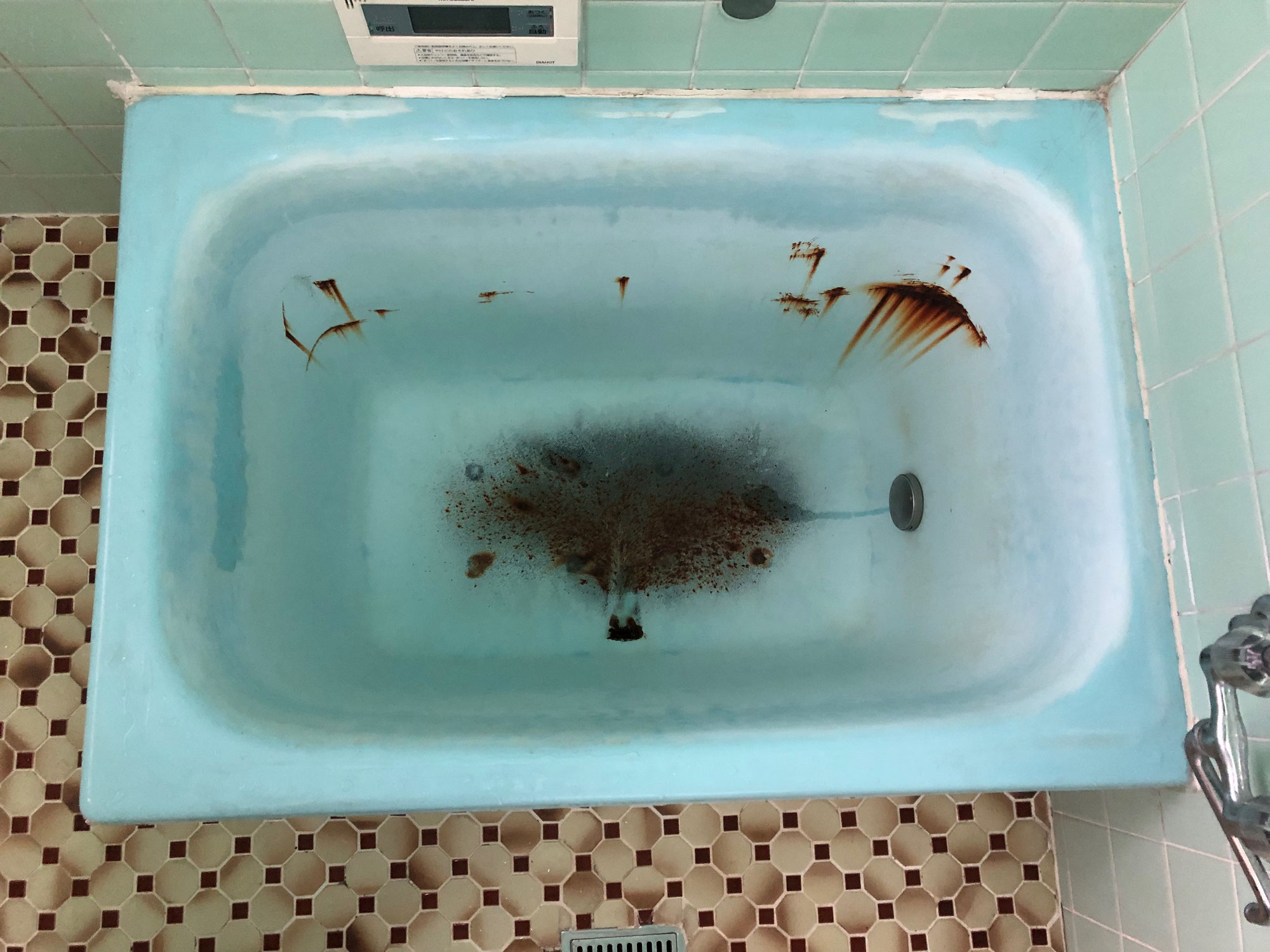 一般住宅　鋳物琺瑯浴槽再生塗装　香川県高松市国分寺町新居
