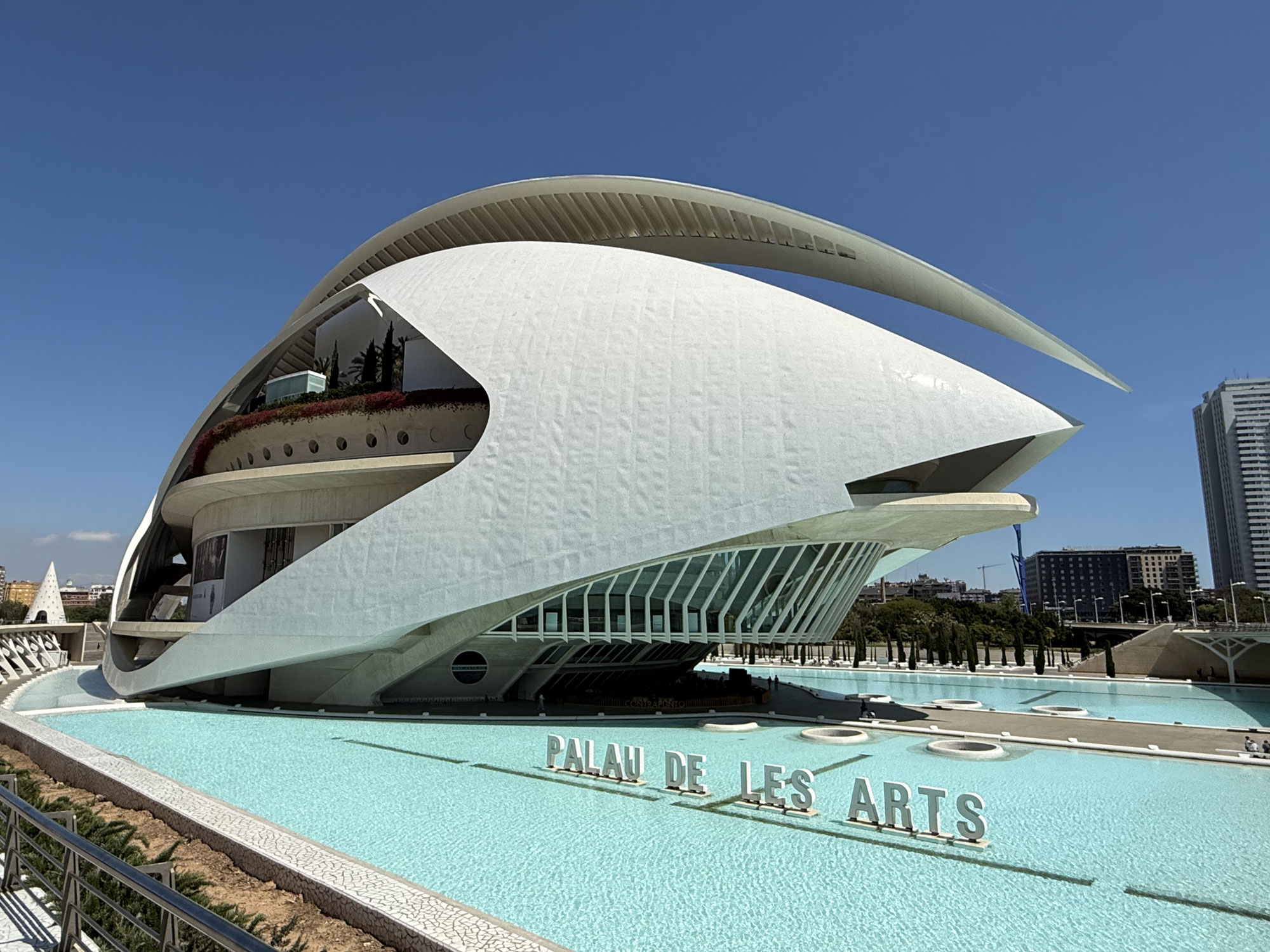 Valencia - Ein "Ballenberg" für Calatrava