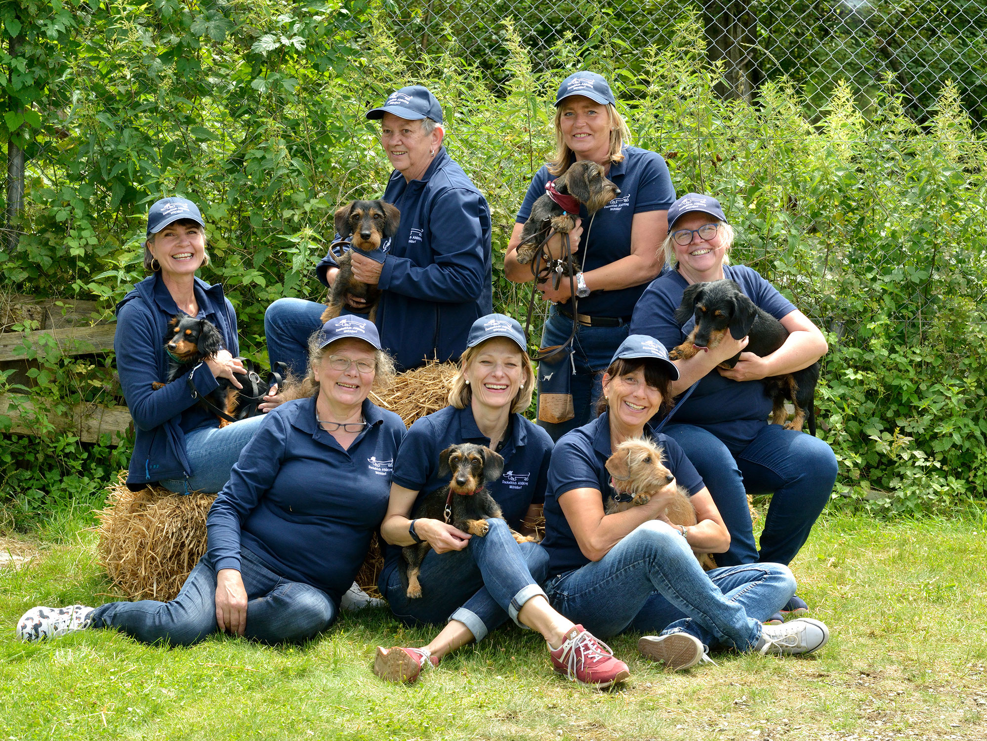 Sommerfest lockt hunderte Besucher ins Winhöringer Tierheim und wir waren mit unserer Dackelformation dabei