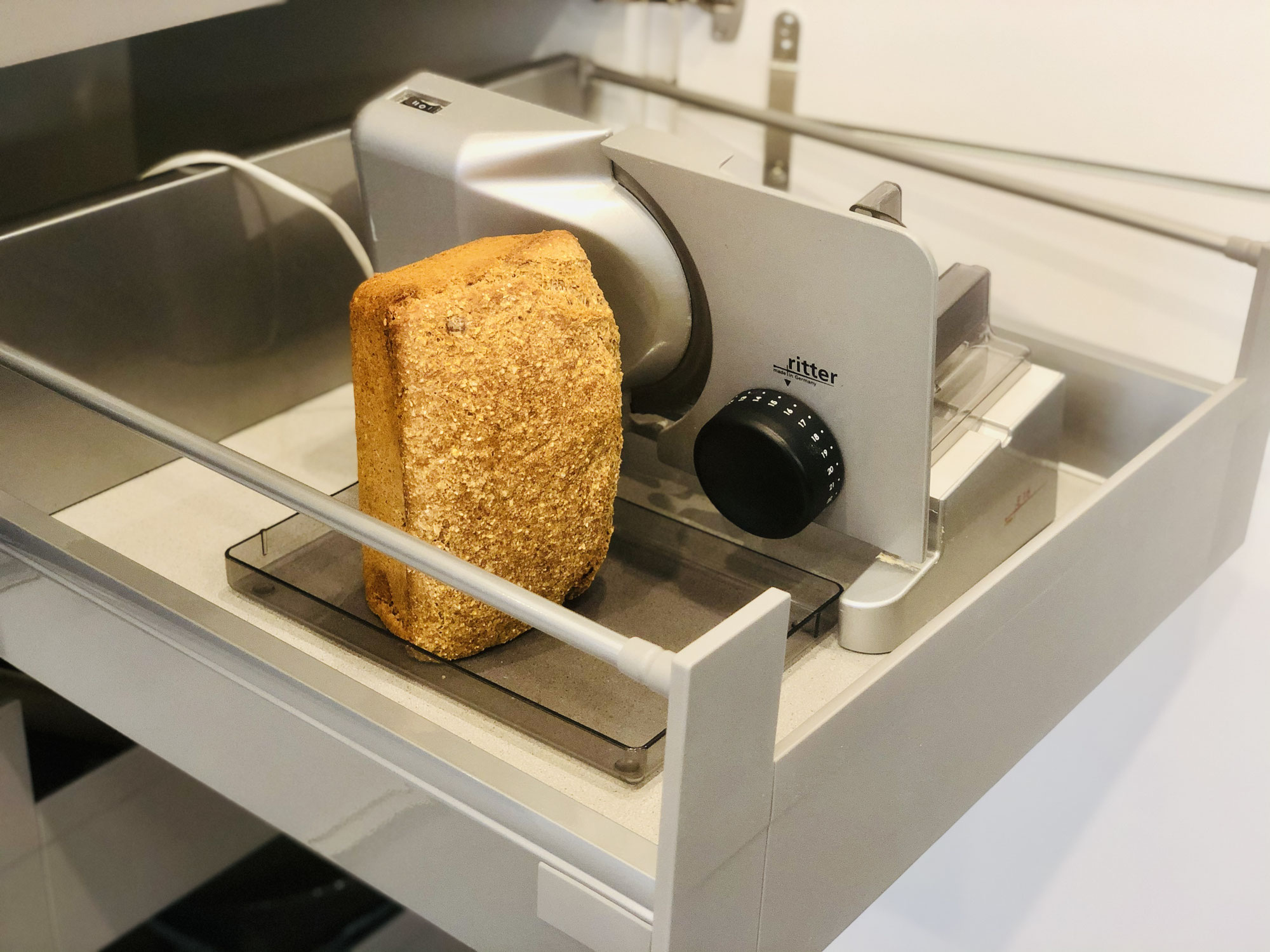 Wie ich mein Brot aufbewahre um es lange knusprig, saftig  und frisch zu erhalten ♥