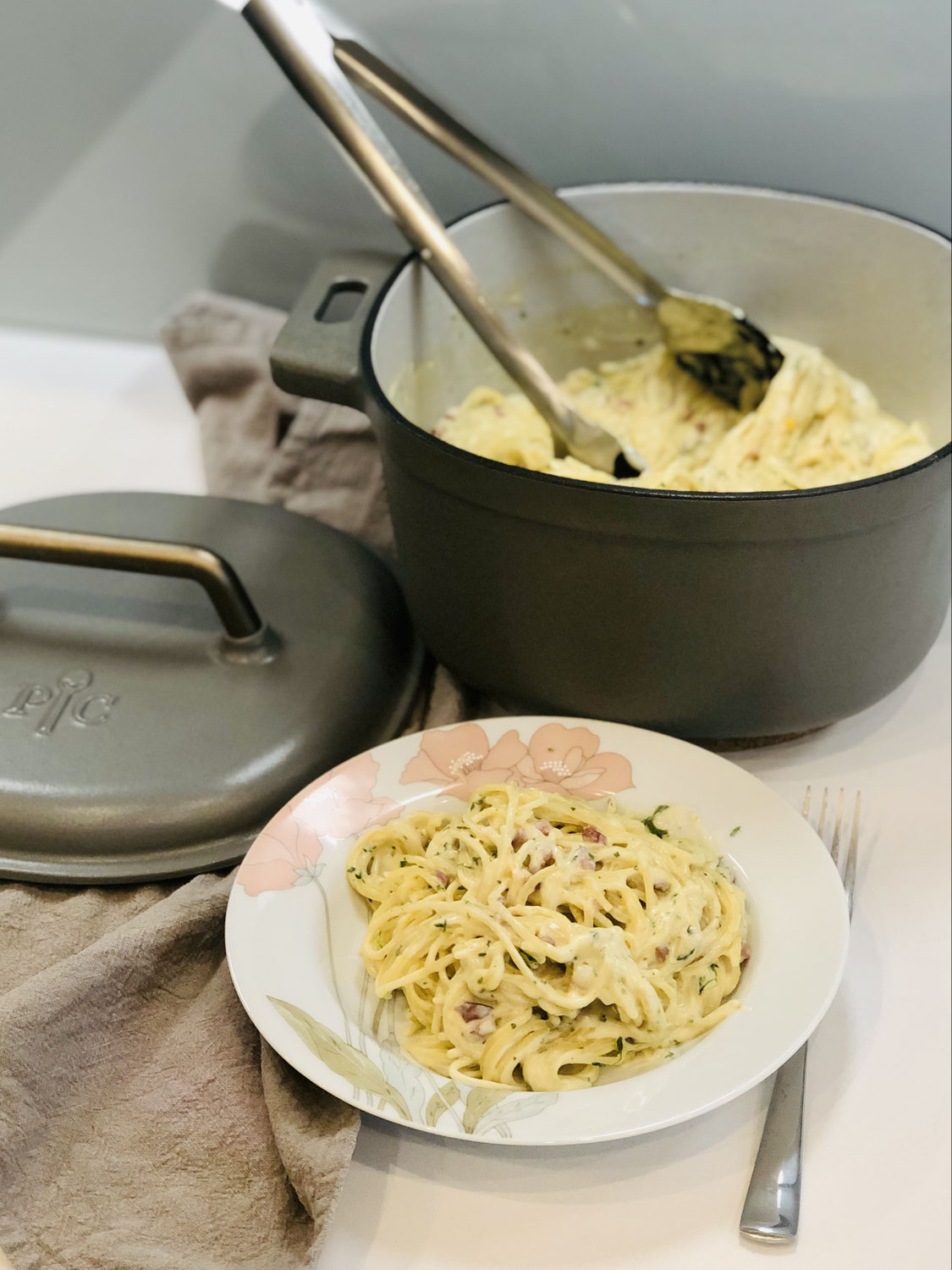 One Pot Spaghetti in Sahnecreme mit Gartenkresse aus dem 5,7 ltr. Guss Topf von Pampered Chef®