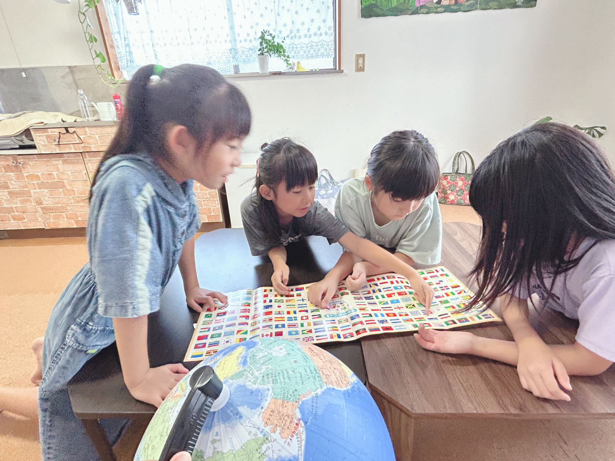 小学生英語クラス春の体験レッスンのご案内
