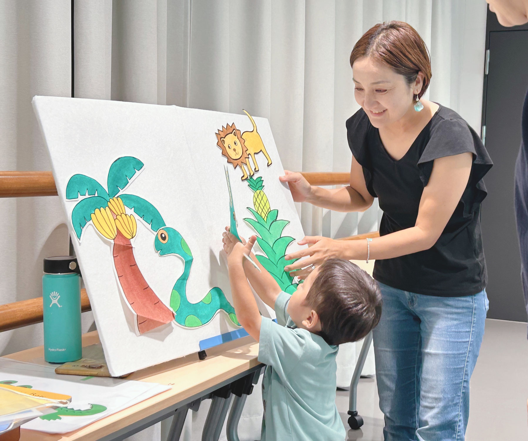 親子英語リトミック♪夏のレッスンご案内♪