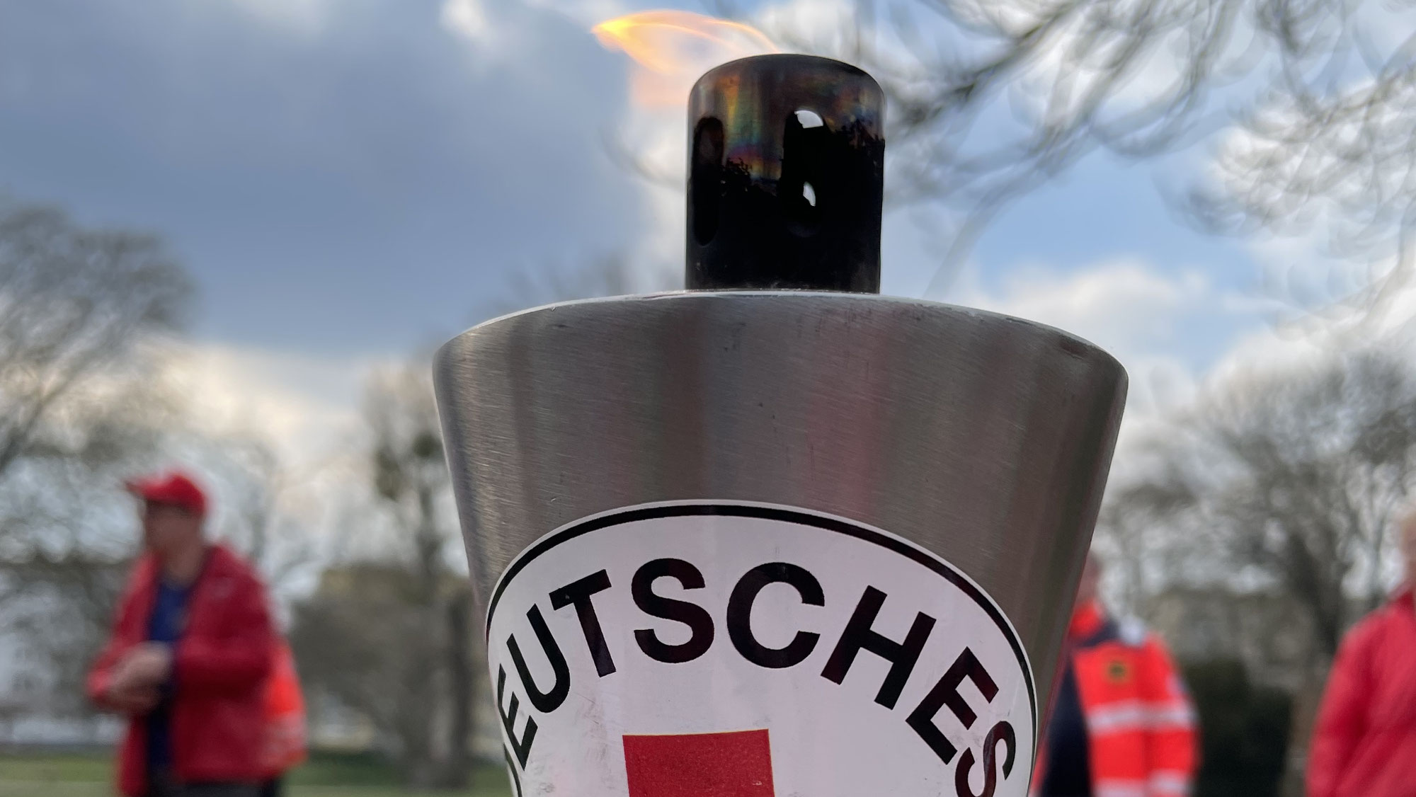 Das DRK Sachsen-Anhalt trägt das Licht der Menschlichkeit durchs Land