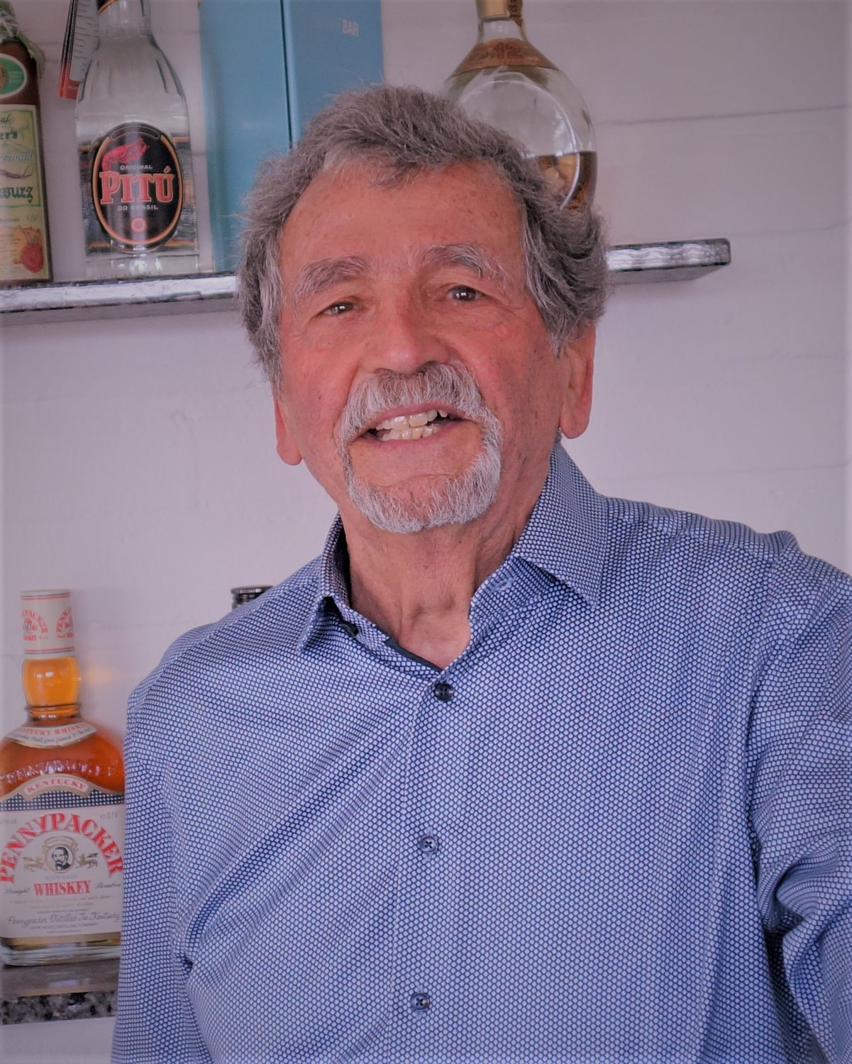 Jo im Talk mit dem Galeristen Manfred Jülicher