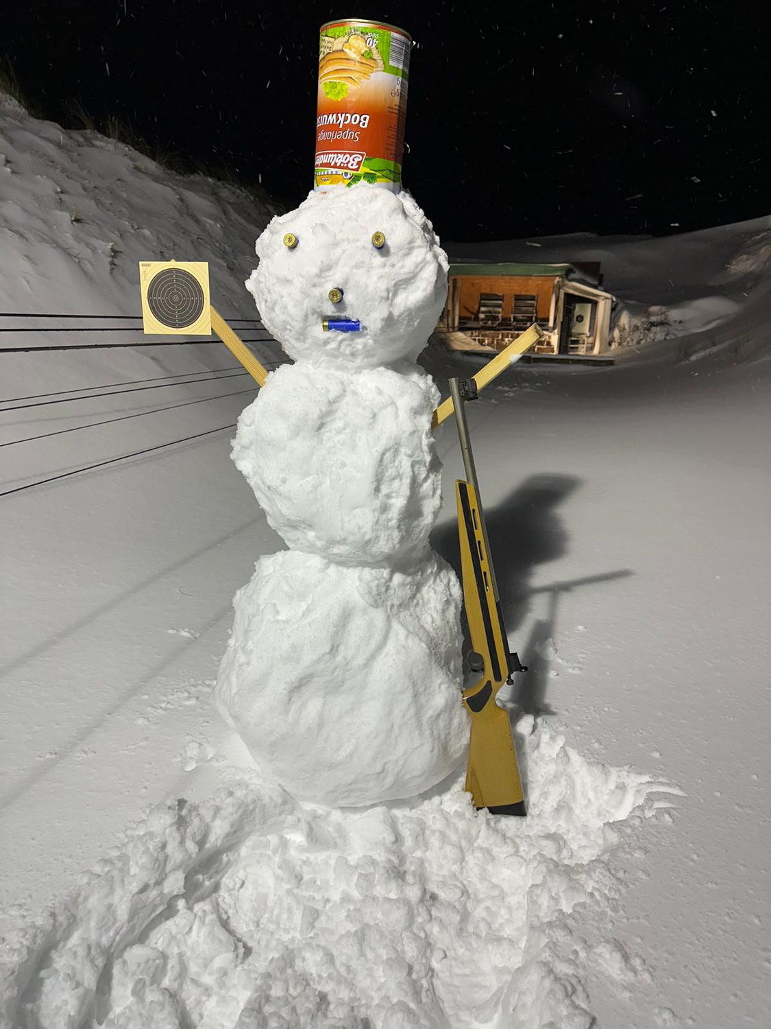 Winterimpressionen vom verschneiten Schießverein Januar 2026