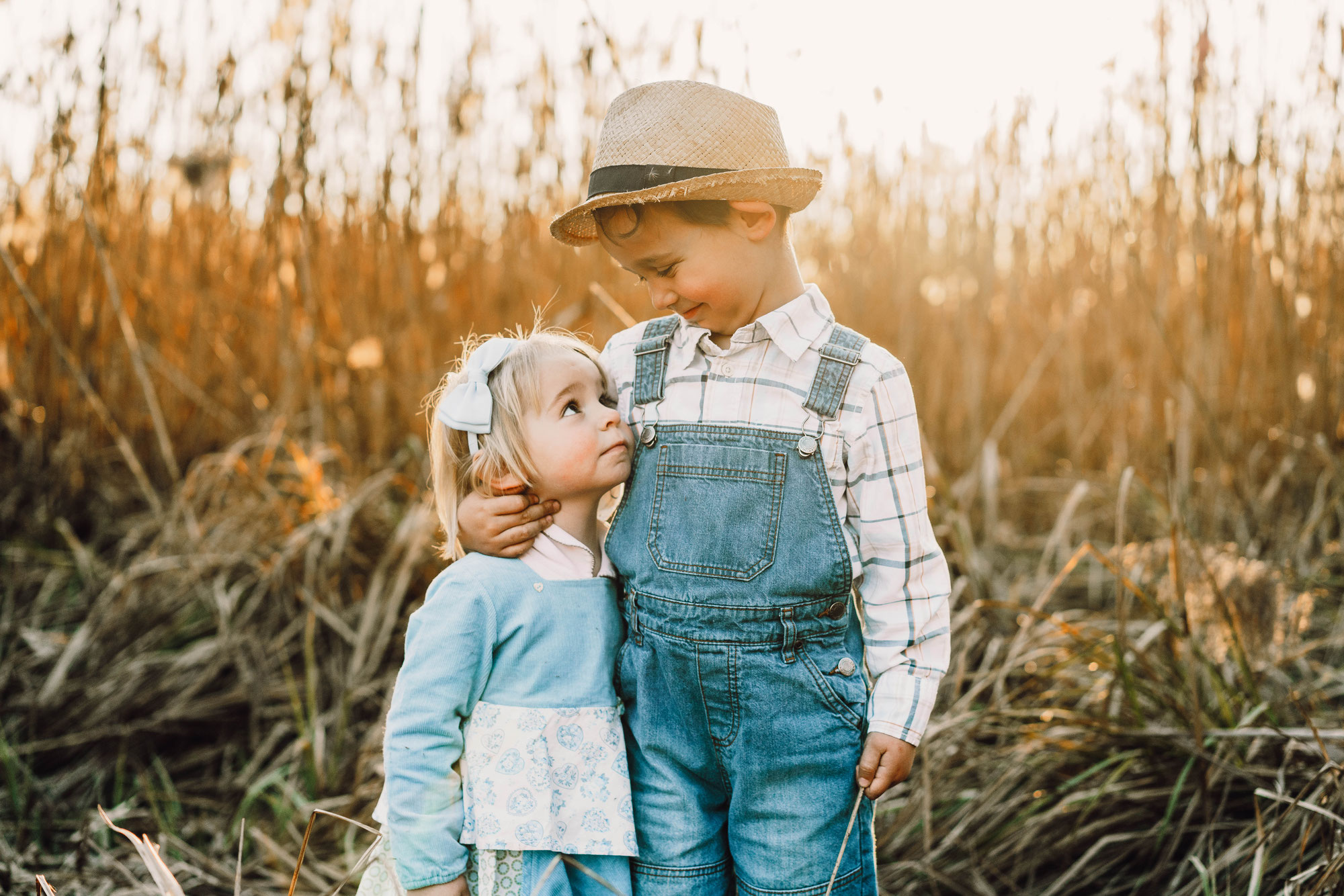 Großer Bruder, kleien Schwester