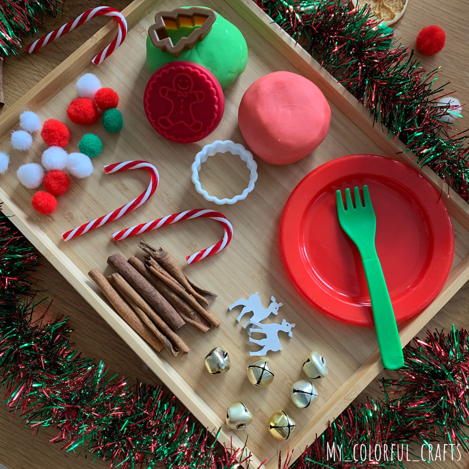 Weihnachtliches Play Dough Tray