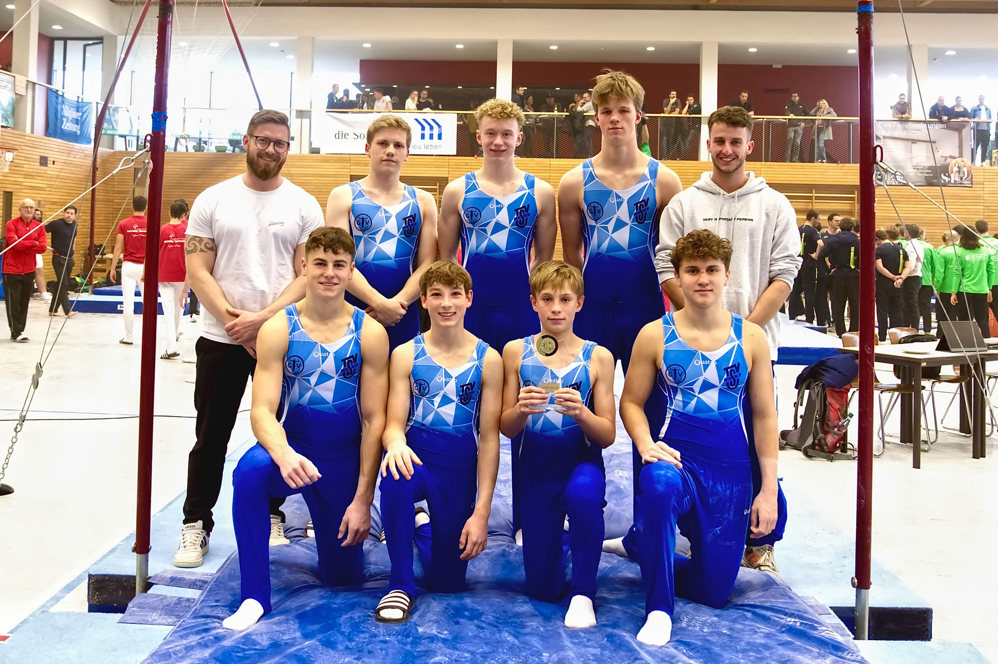 Unterföhringer Turner steigen in die Bayernliga auf