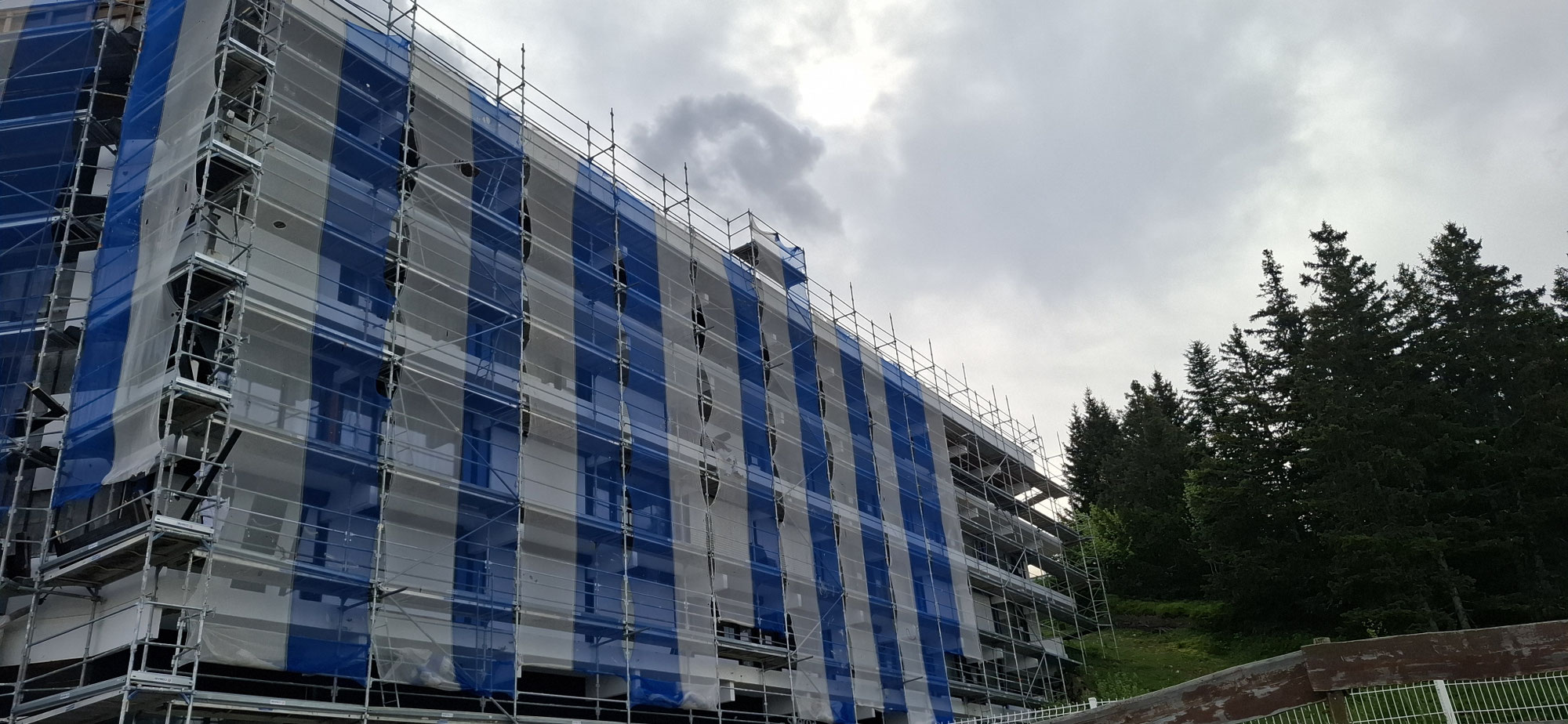Remplacement baie vitrée et travaux de ravalement