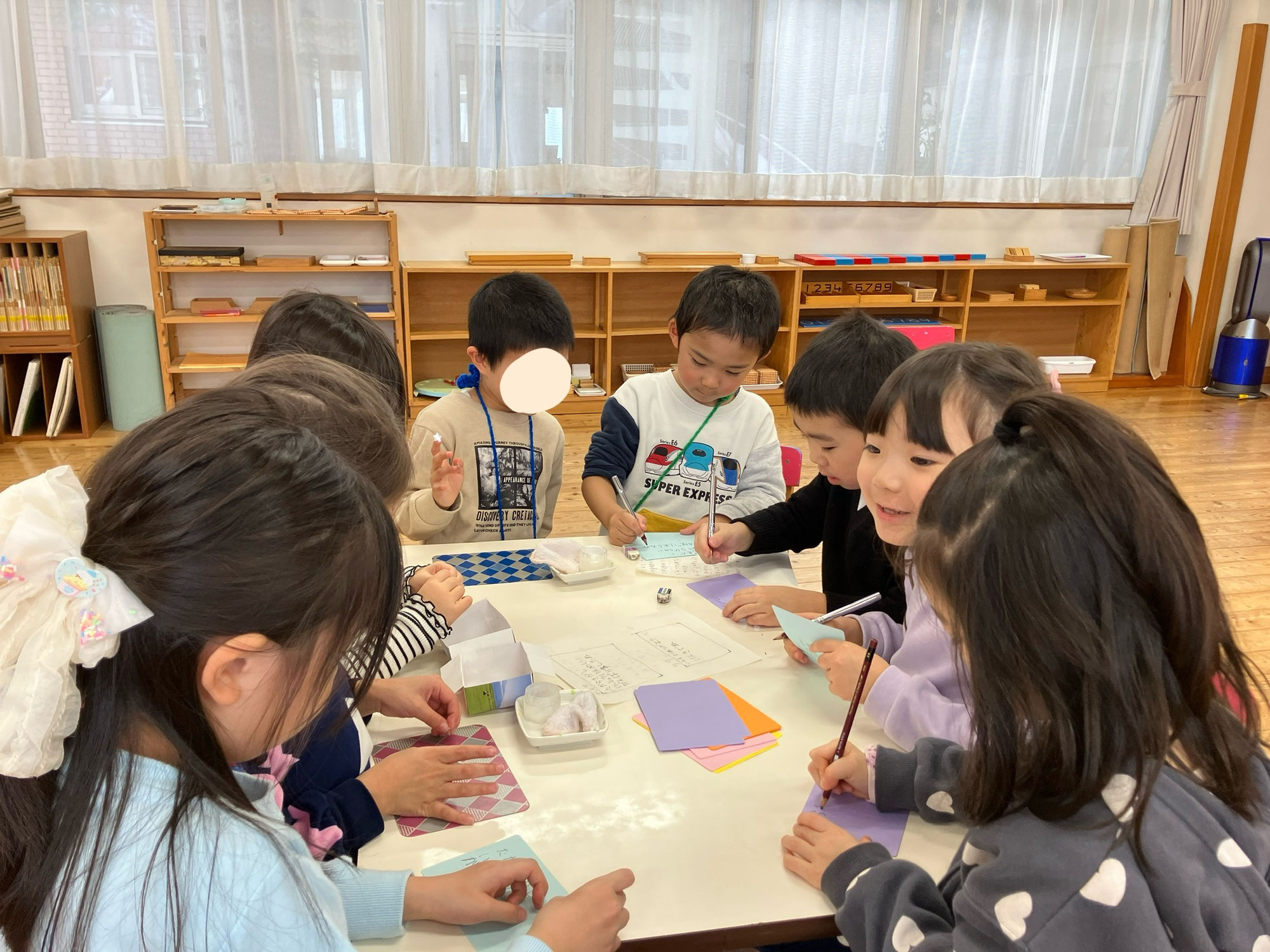 すみれ組　お別れ会①　宝探し