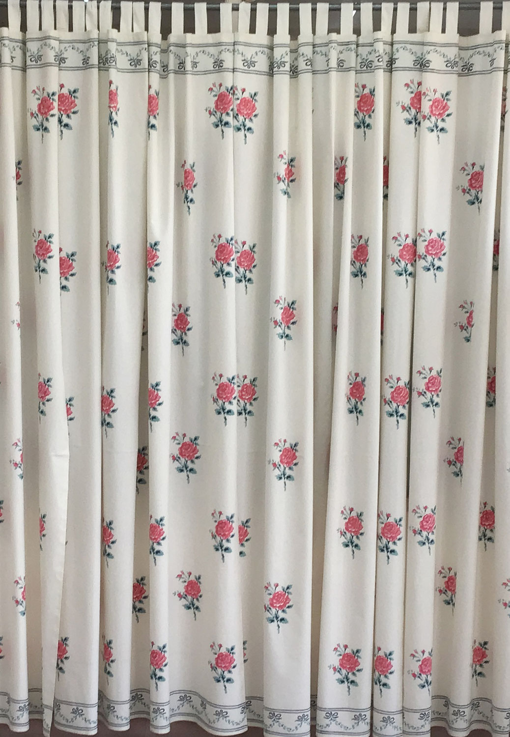 Find Trendy and Affordable window curtains online Now