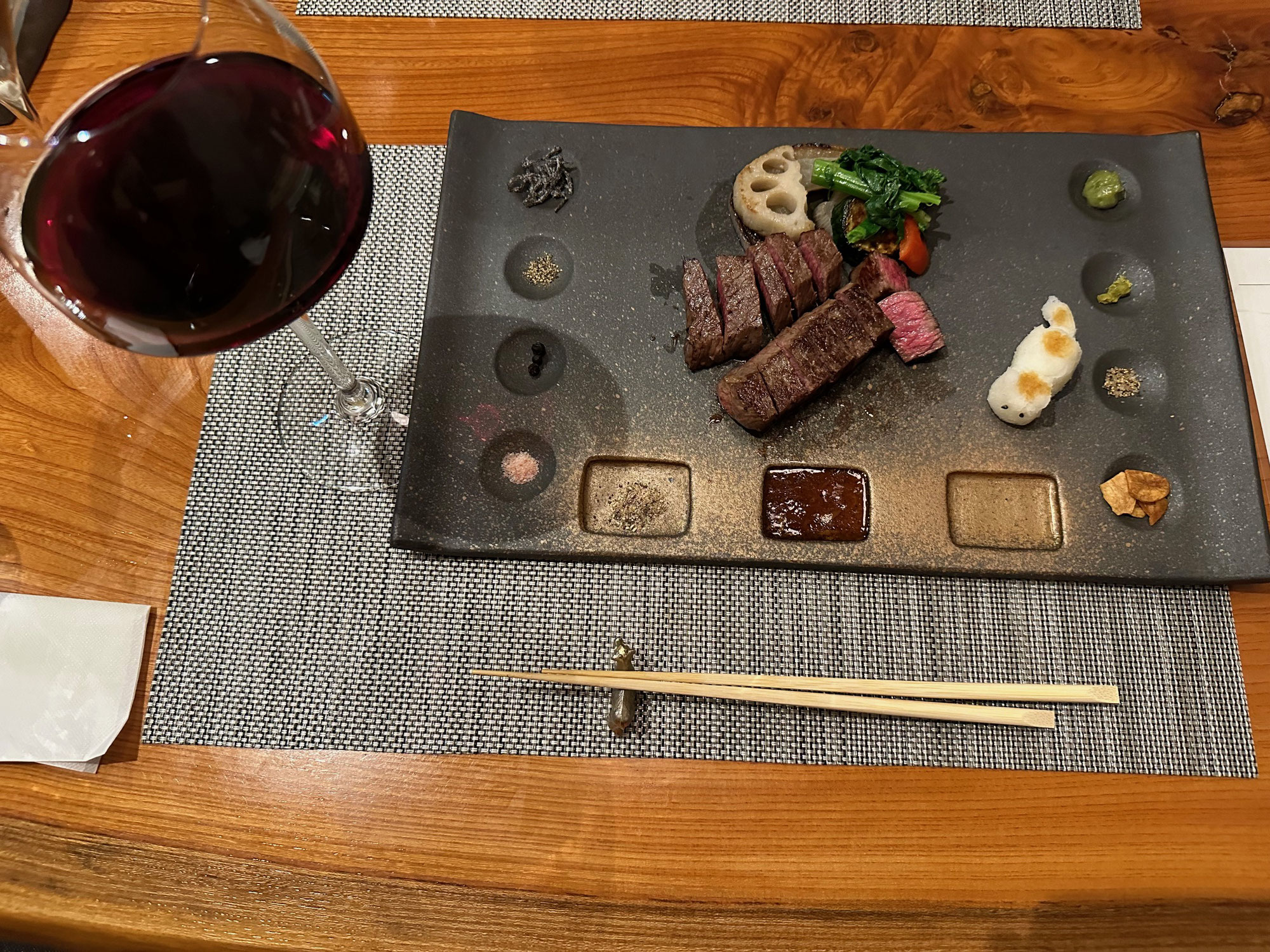 Japanese Beef Steak Restaurant  和牛鉄板焼きのお店