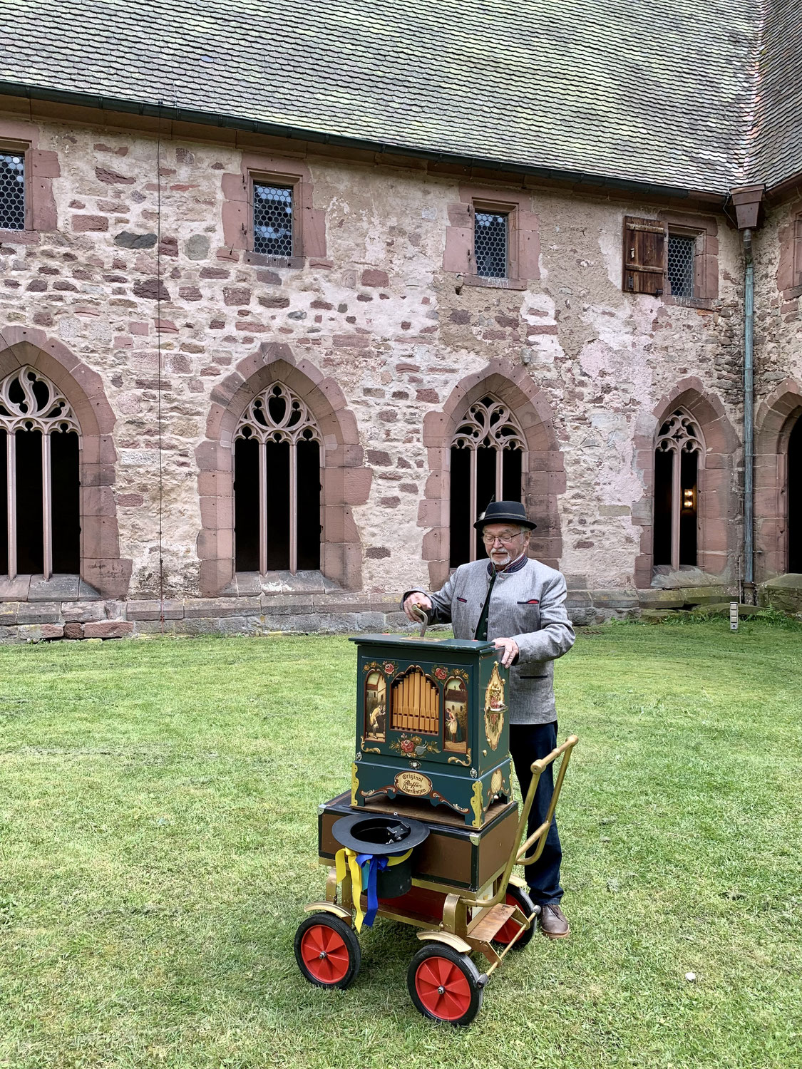 Saisonauftakt im KLoster Alpirsbach am Vatertag