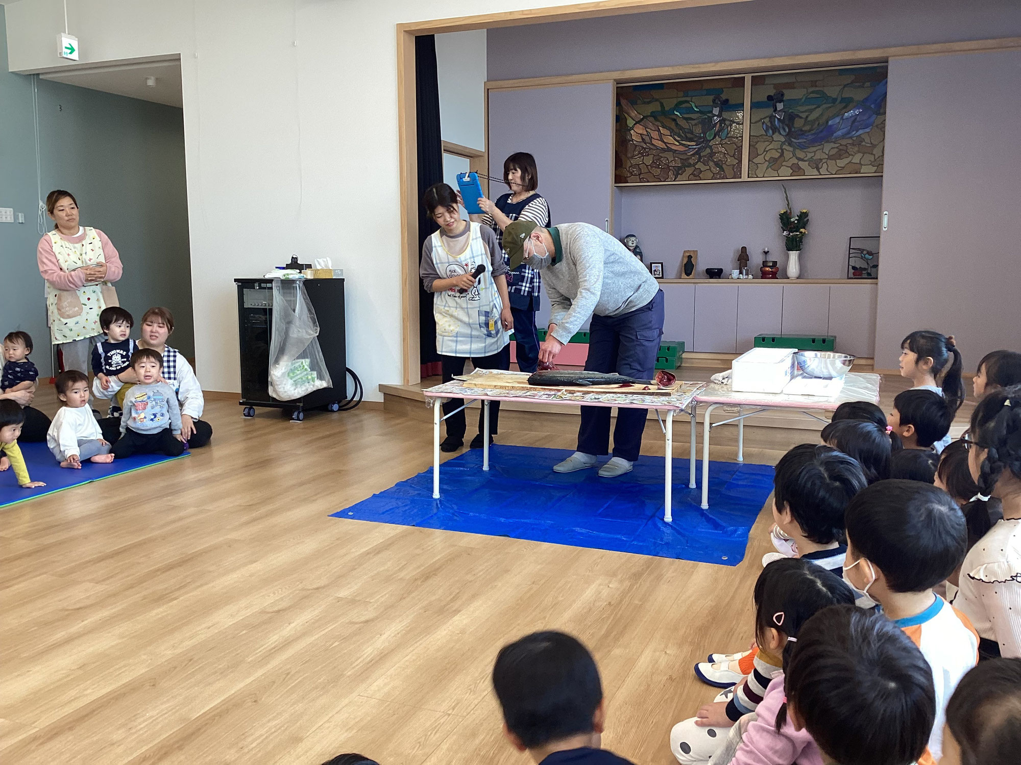 魚の解体ショー