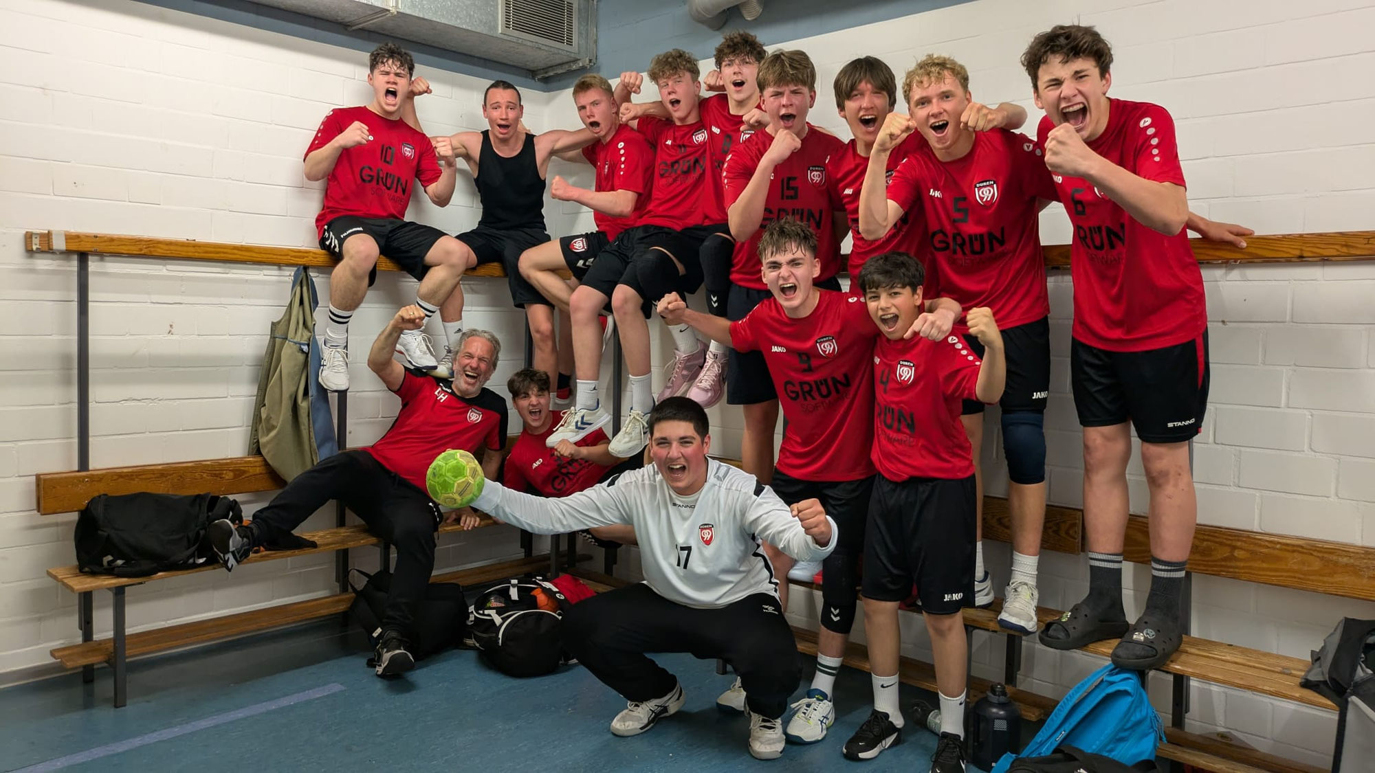 Spielbericht B-Jugend: Deutlicher Auswärtssieg für DN99 in Weiden