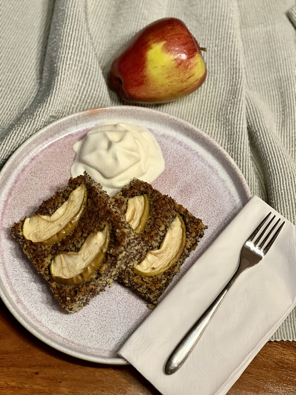 Apfel-Mohn Blechkuchen