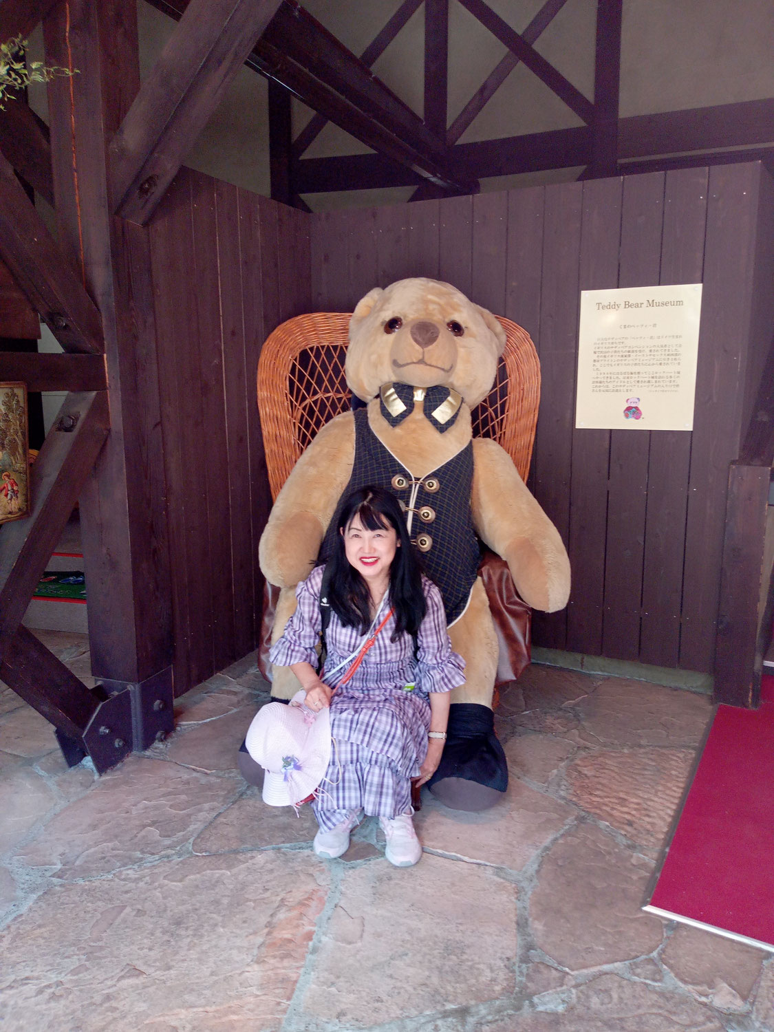 ＠三橋里絵、バスツアーでロックハート城等に行く！9https://youtu.be/ec3kTKd9UPk