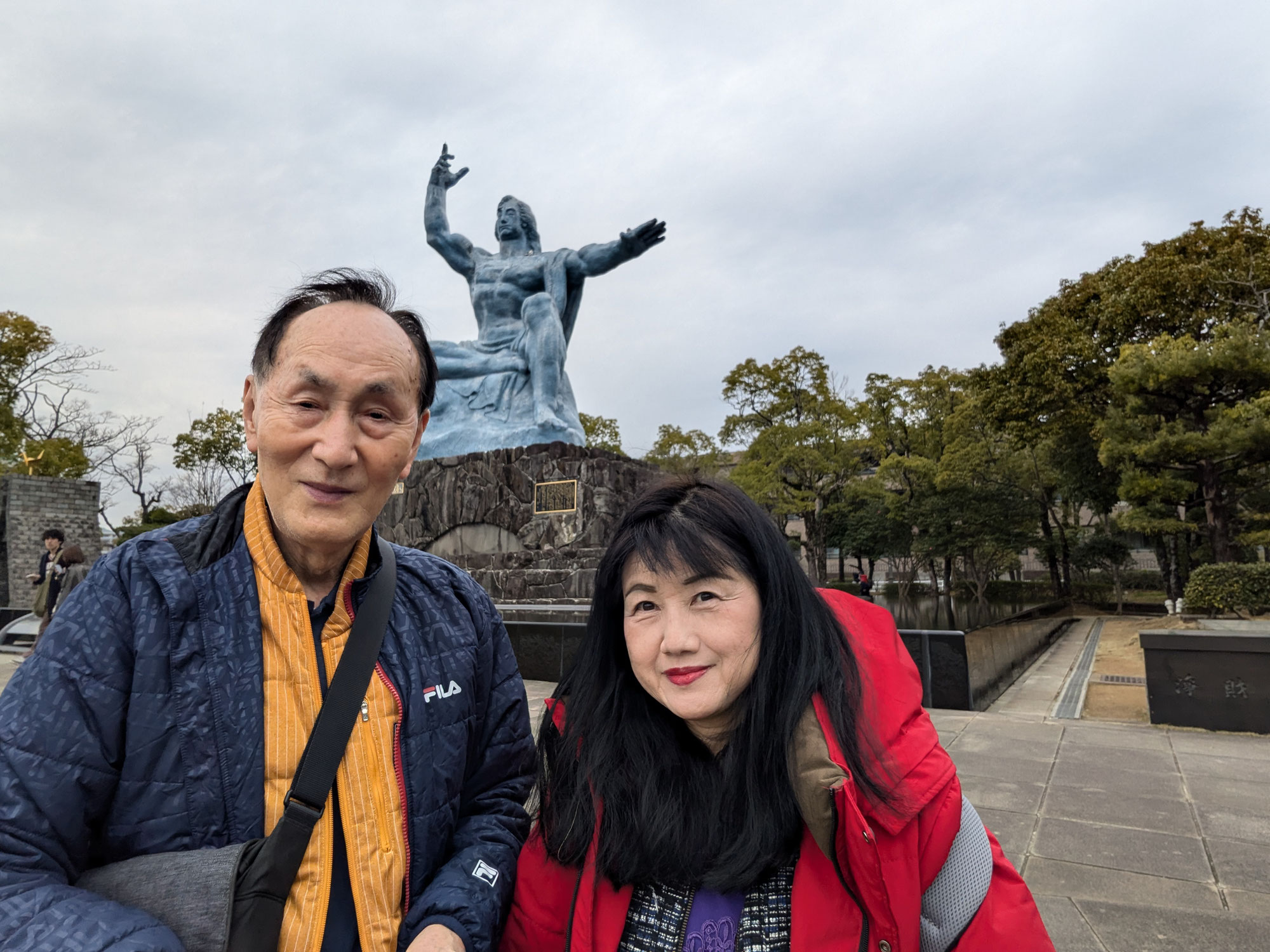 三橋里絵、長崎、平和公園に行く！！　https://youtu.be/fRB3C0A2xMo
