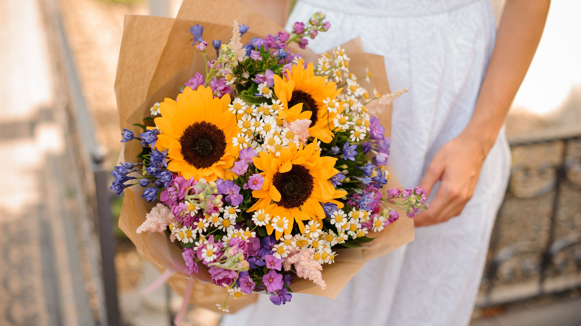 Yellow Fall Wedding  Ideas: Embrace the Warmth of Yellow in Your Fall Wedding