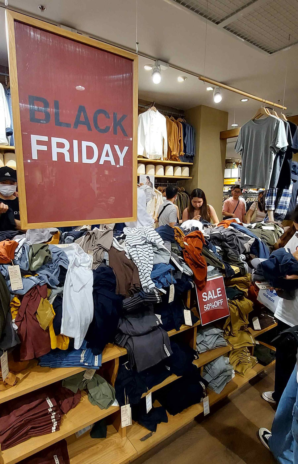 無印良品ホーチミン店のBlack Friday2023