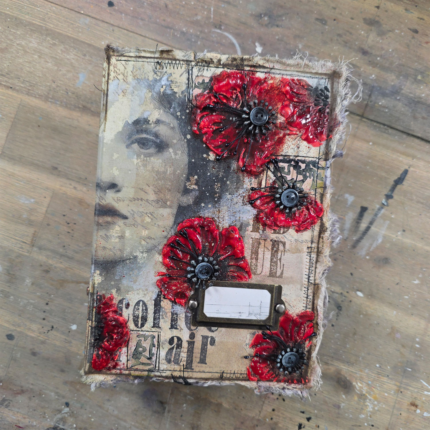 POPPY FIELD AVENUE JUNK JOURNAL