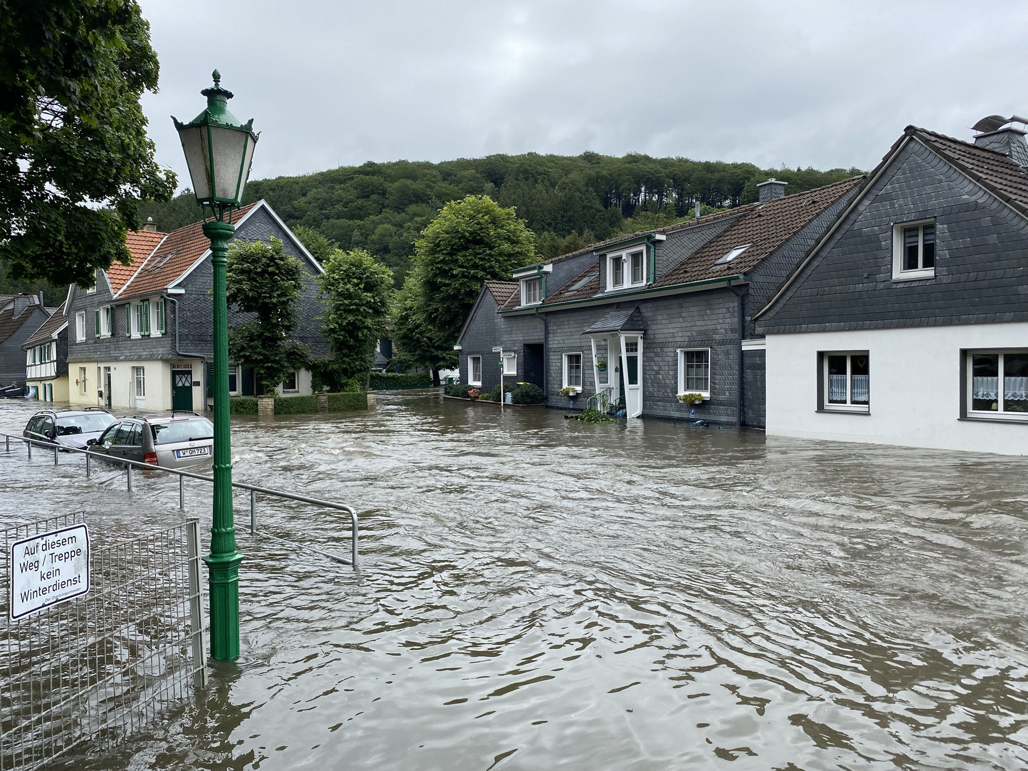Fundament in der Flut