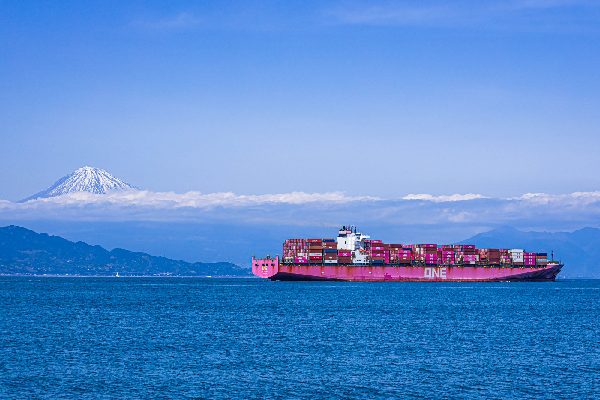 速報：2025年11月コンテナ取扱個数45,131TEU