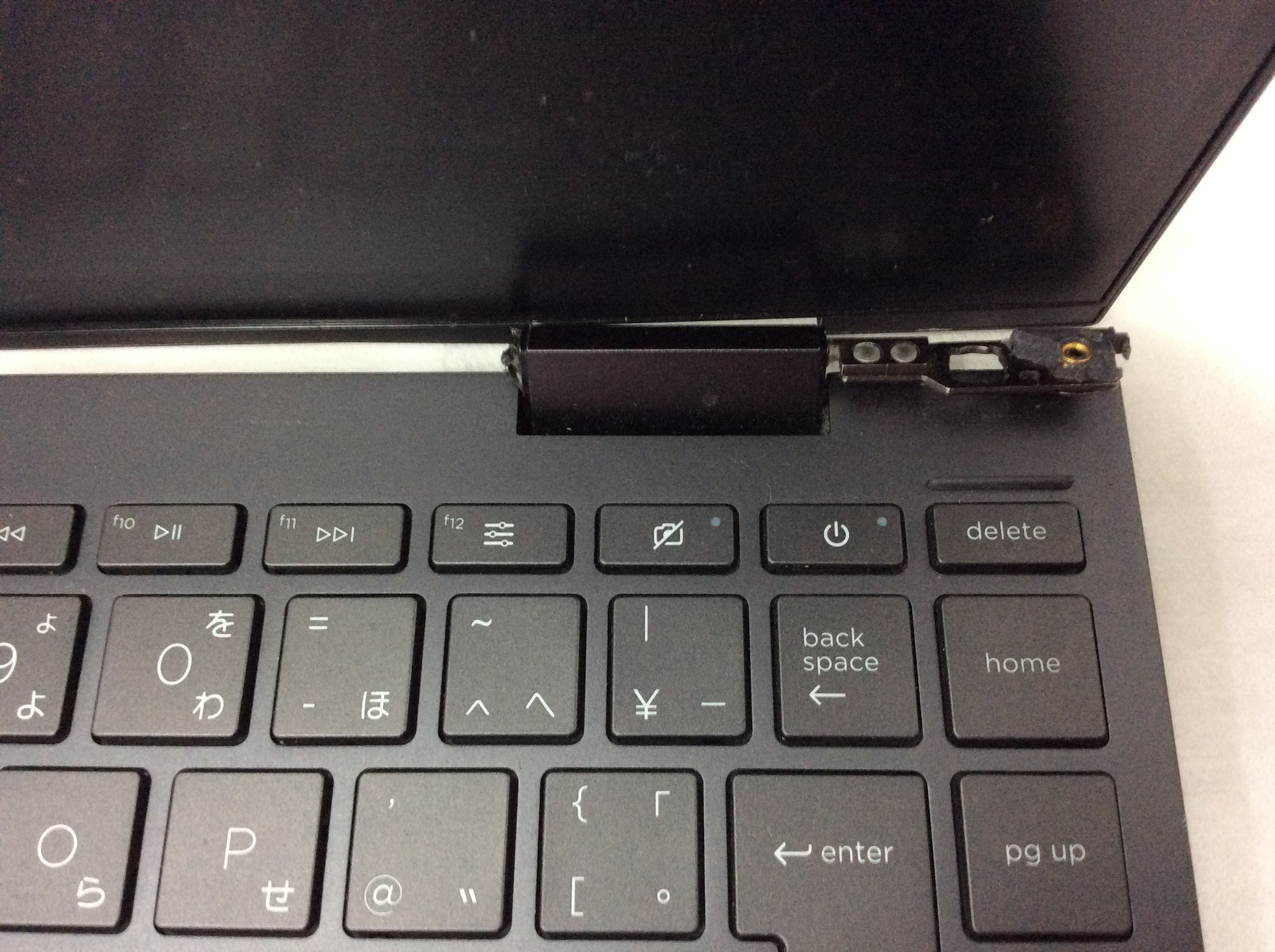 HP ENVY X360【ヒンジ故障】【カバー交換】