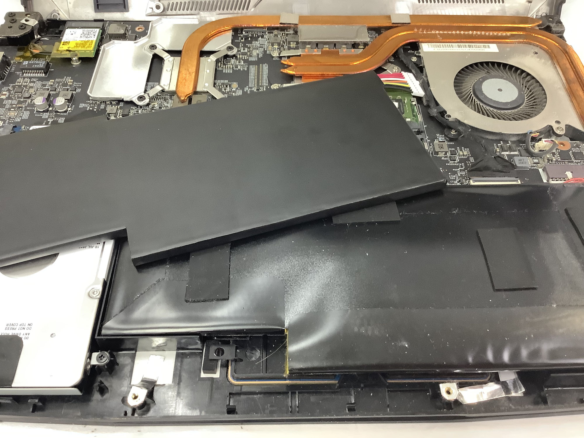 MSI GF63 Thin 10SCXR【バッテリー交換】