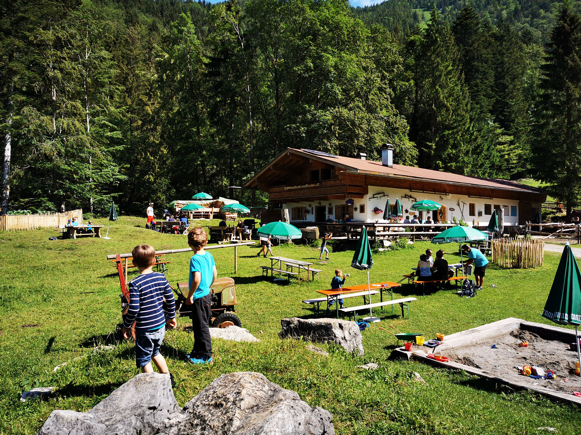 Wanderung zur Feldlahnalm mit den Kindern