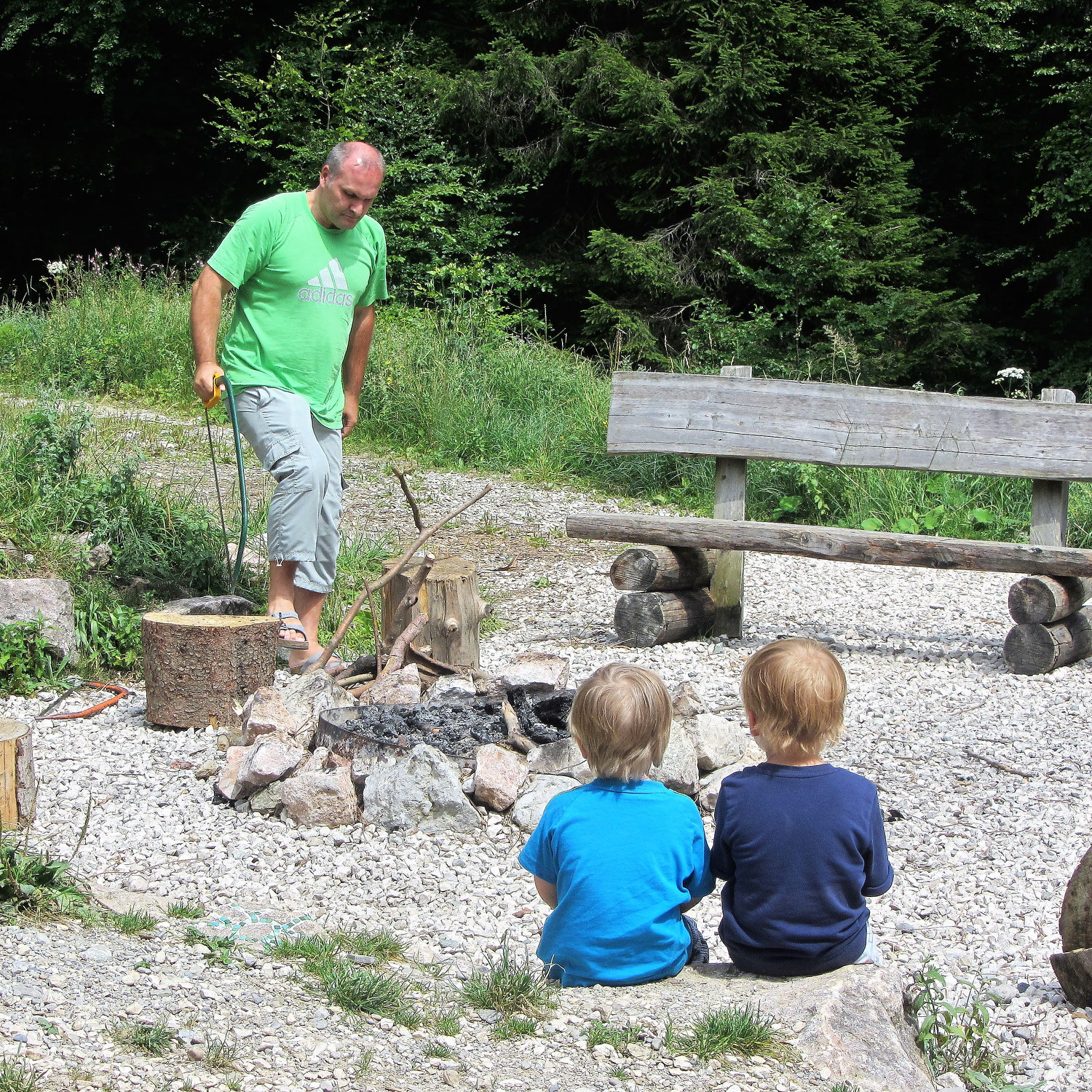 Mit den Kindern drei Nächte auf der Rabenmoos-Alm