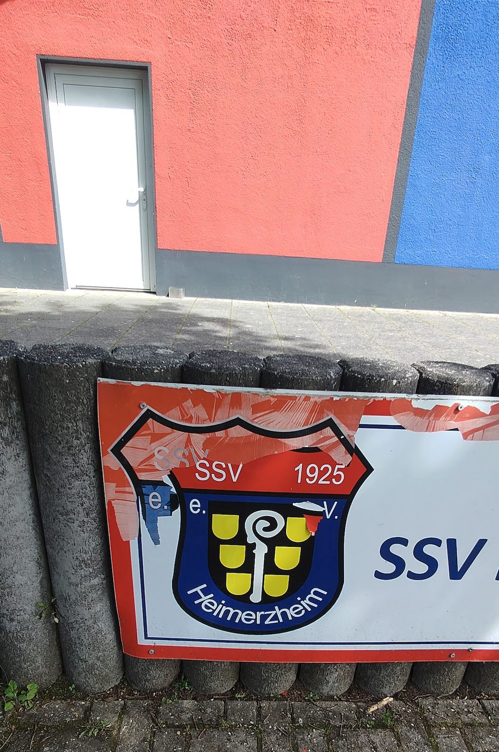 Belohung ausgelobt: Vandalismus auf dem Sportplatz