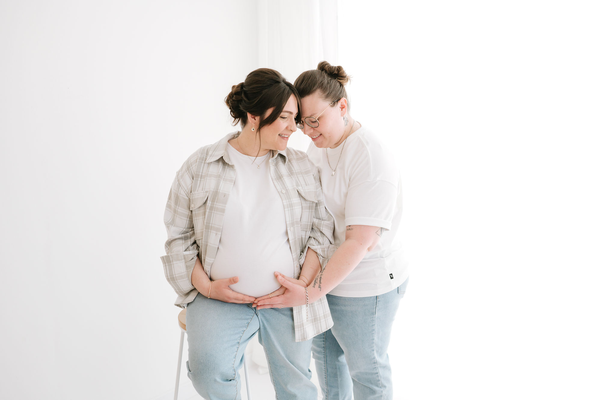 Séance grossesse studio photo Brignoles