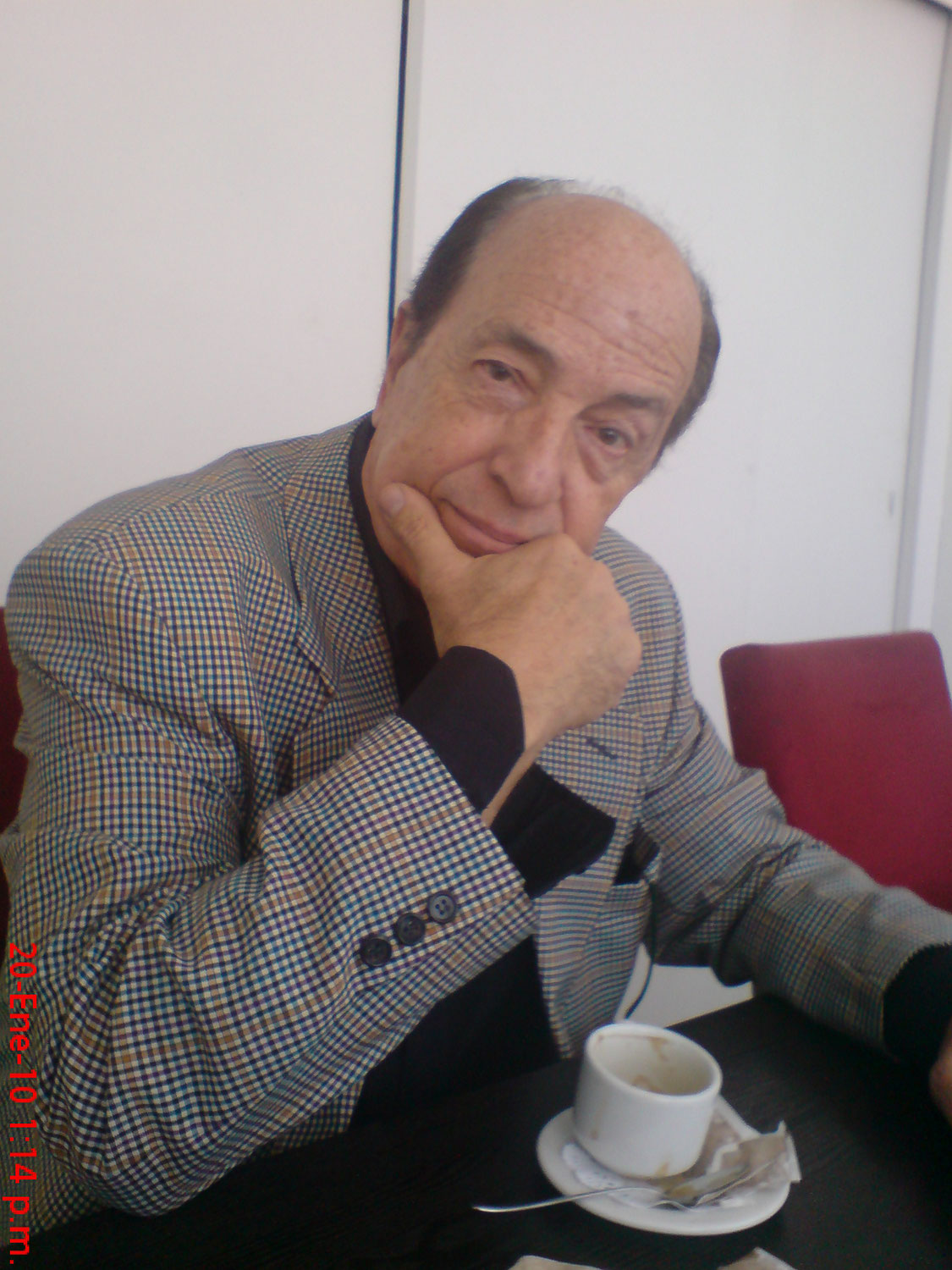 Ocho Poema de José Manuel Fernández Febles