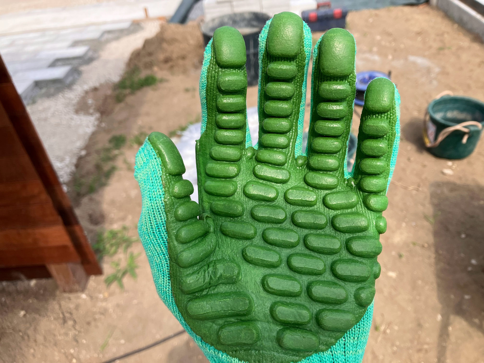 まだ七月