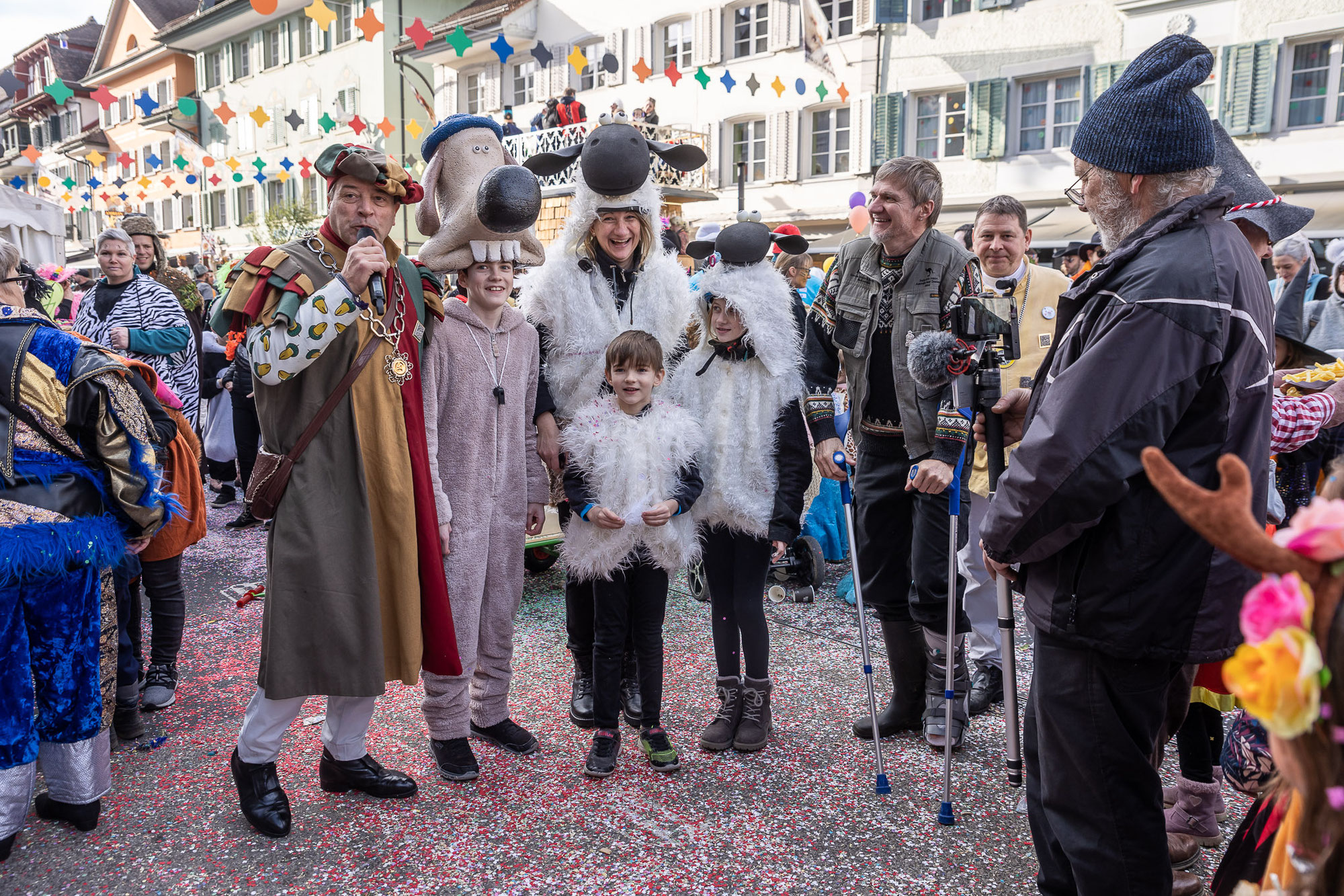 SCHMUDO-3: Maskenprämierung mit Wienerlis