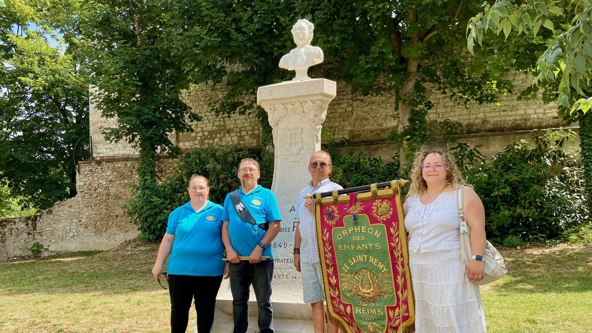 Dans le quartier Saint-Remi à Reims, Ambroise Petit, d'une inauguration à l'autre.