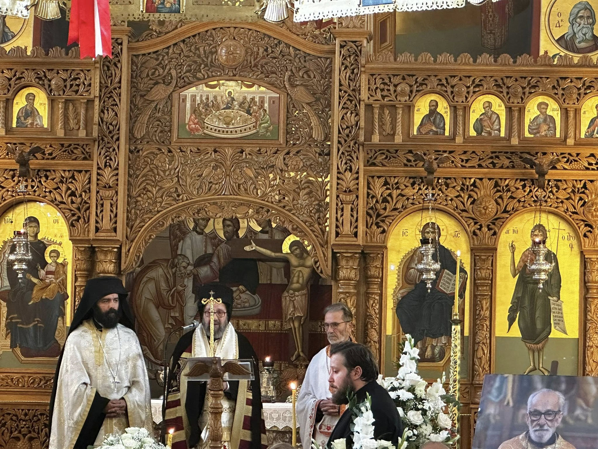 Η εξόδιος ακολουθία του Πλουτάρχου Κωνσταντινίδη