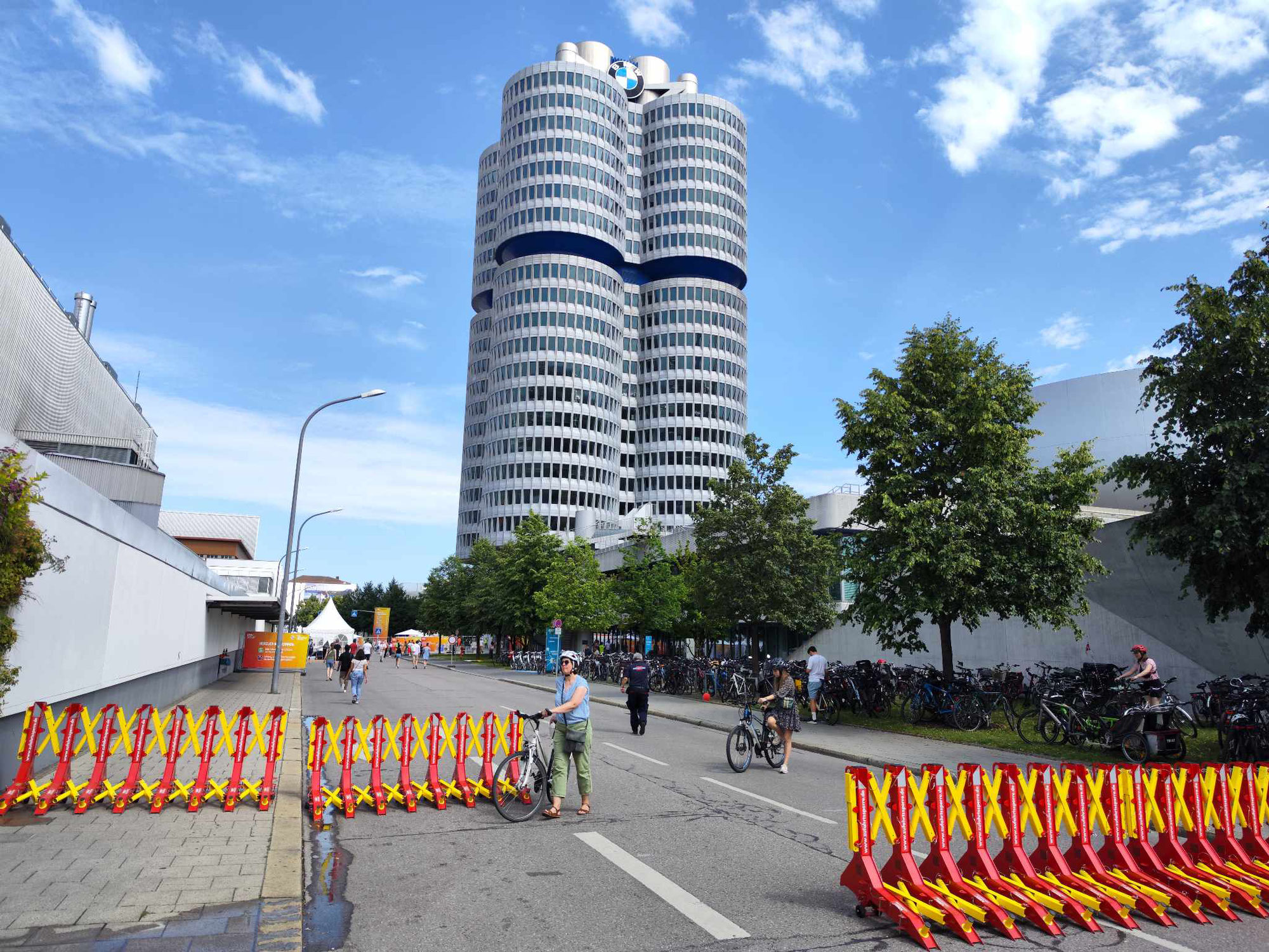 100 χρόνια BMW στο Μόναχο