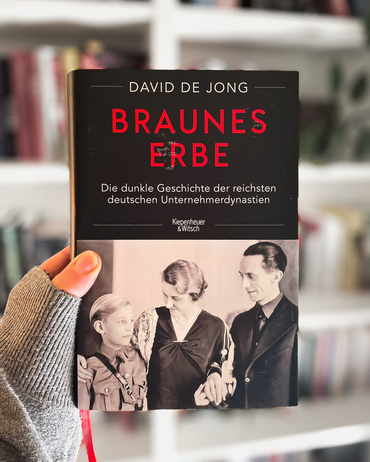 „Braunes Erbe“ von David De Jong