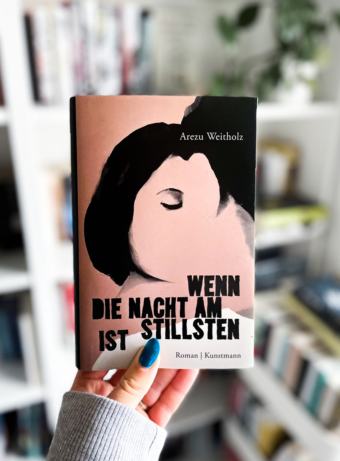 "Wenn die Nacht am stillsten ist" von Arezu Weitholz